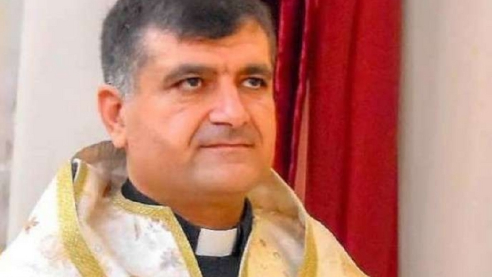 Immagine di Siria, sacerdote cattolico armeno ucciso dal Daesh con il padre