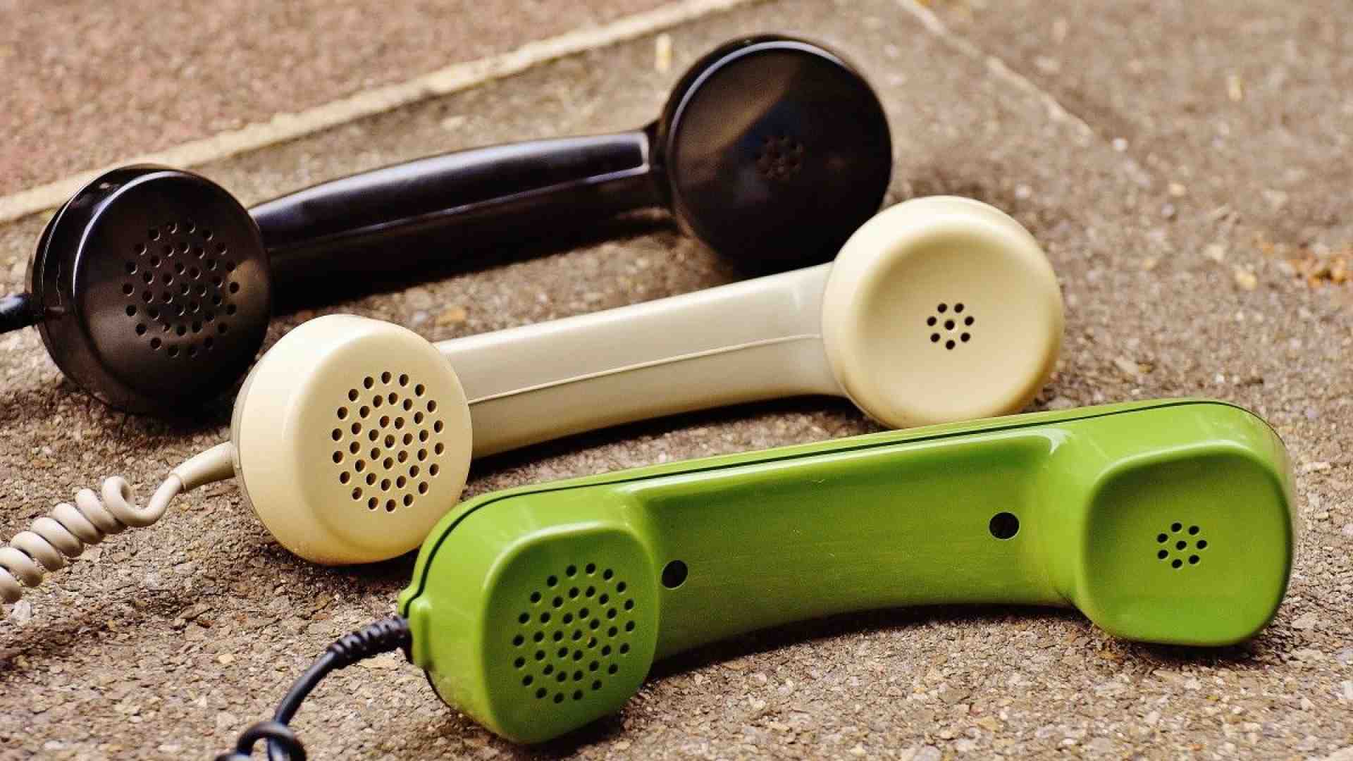 Immagine di Un Telefono Amico che fa 30 per sentirsi meno soli