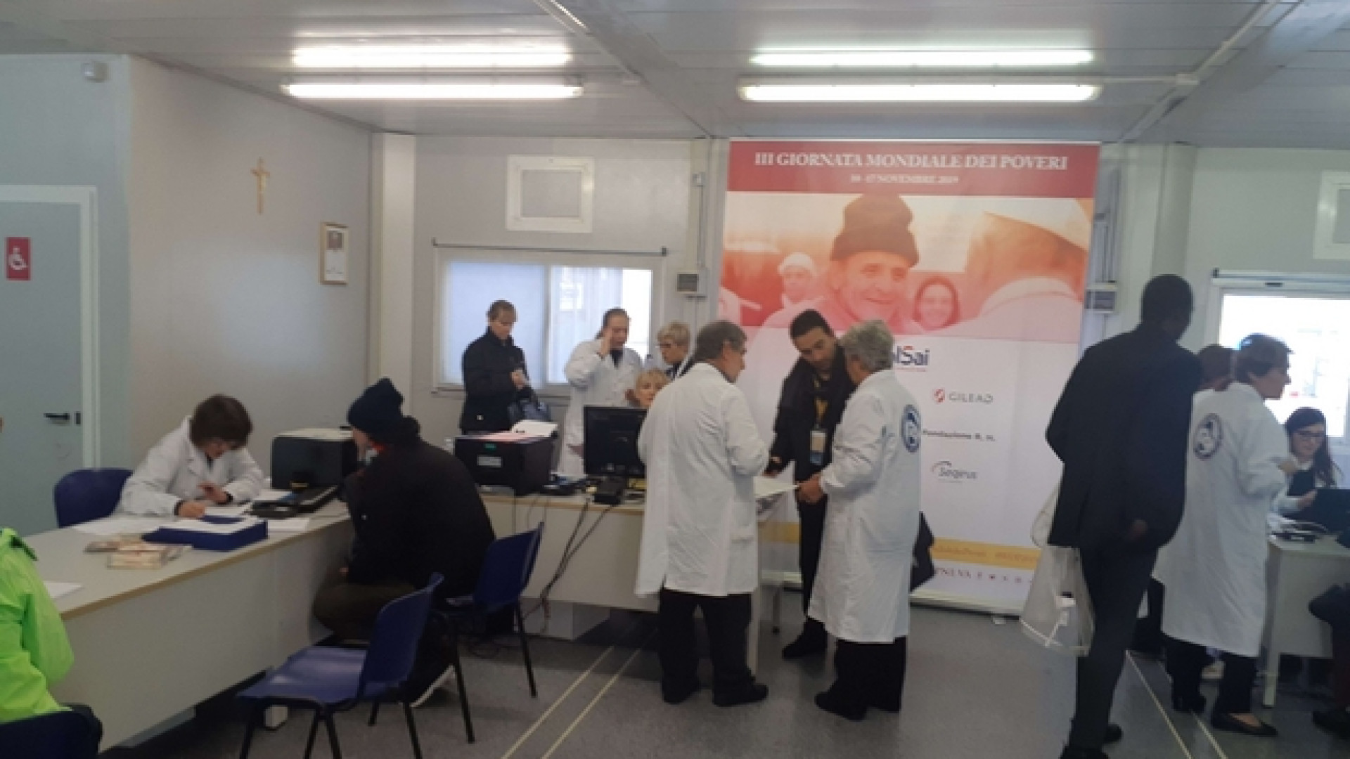 Immagine di «L’ambulatorio» del Papa visita gratis gli invisibili