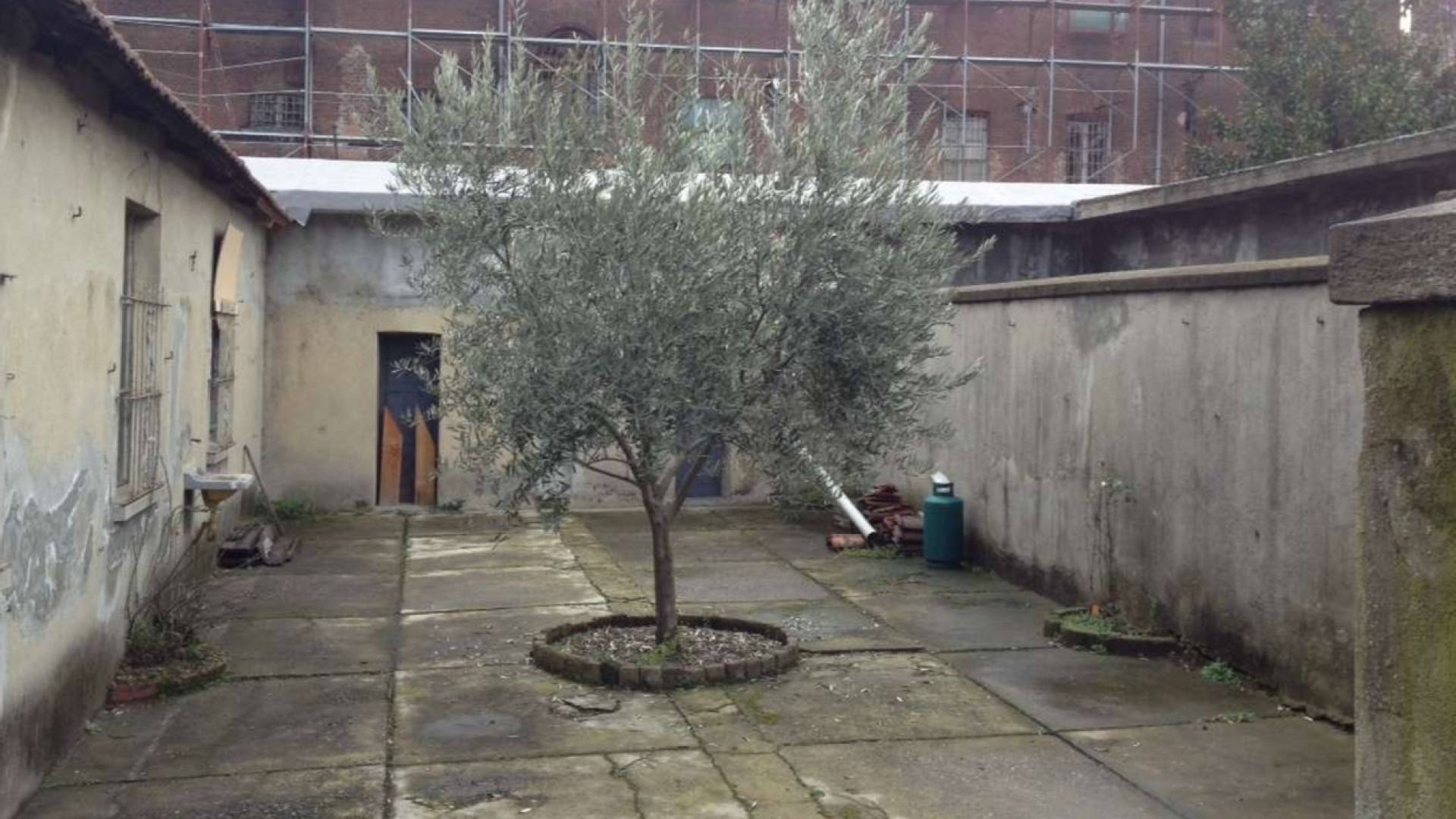 Immagine di L'eremo nelle celle dei terroristi: «Il silenzio strada per la misericordia»
