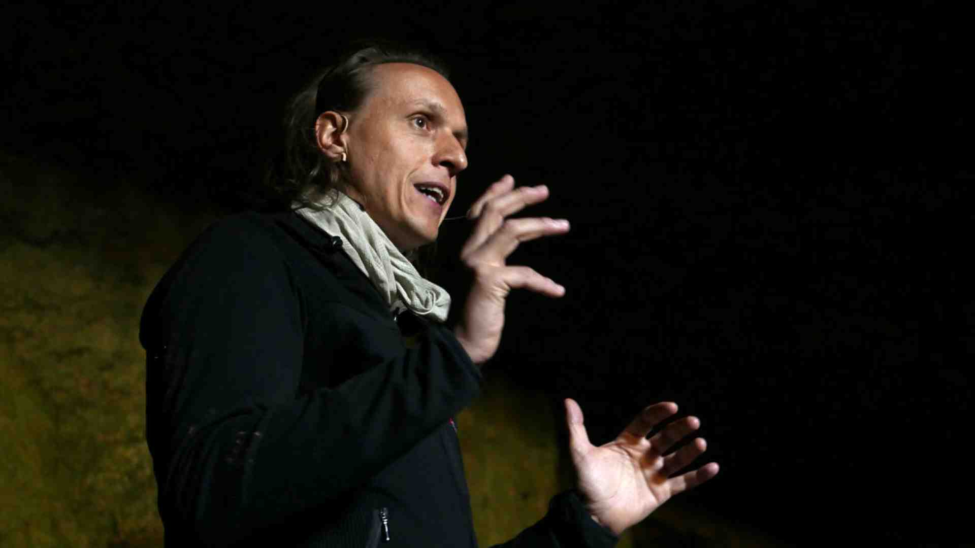 Immagine di Alessandro Anderloni dice Dante per La Fraternità