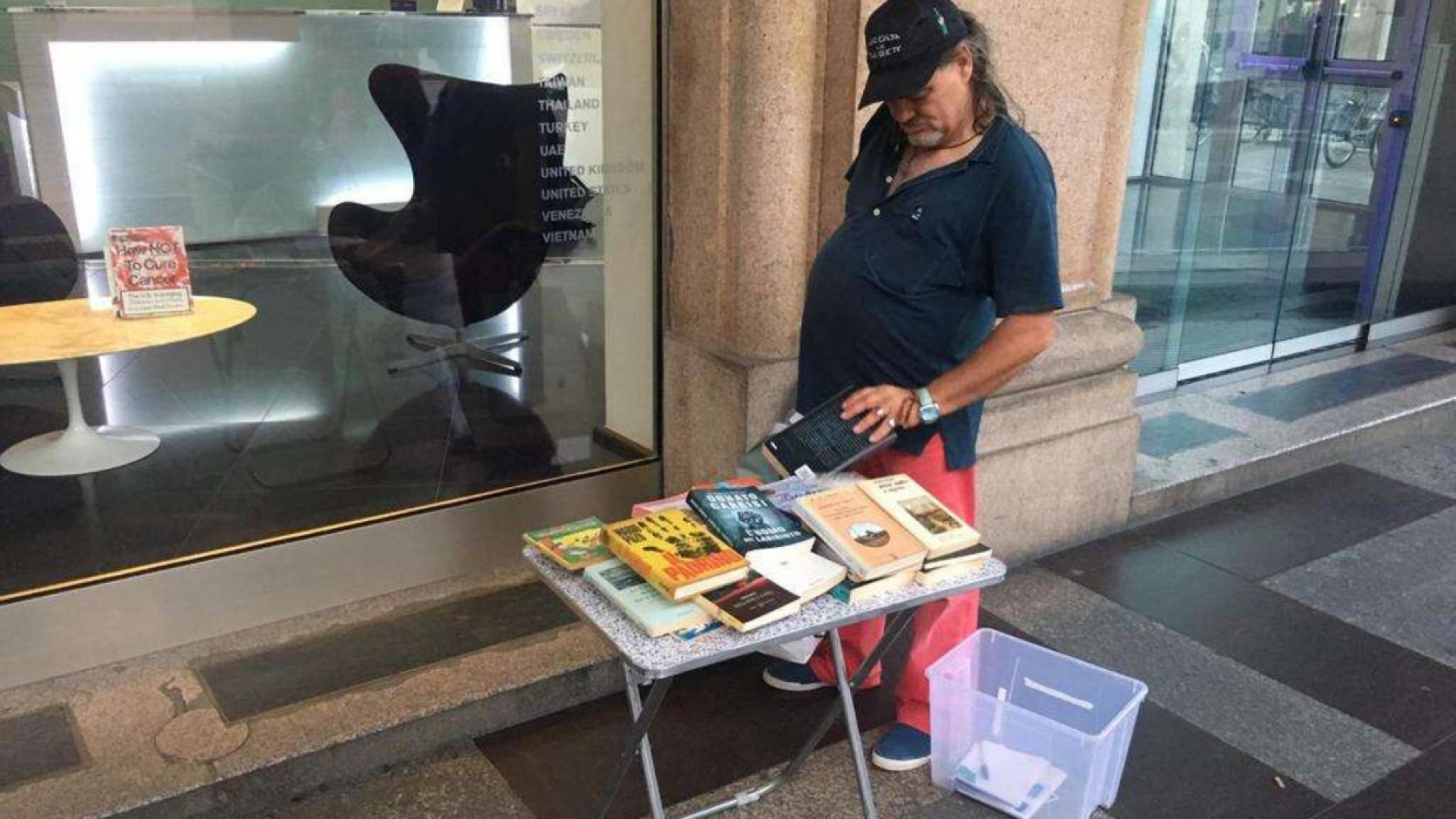 Immagine di Quei libri senza dimora. Ecco la biblioteca itinerante dei clochard