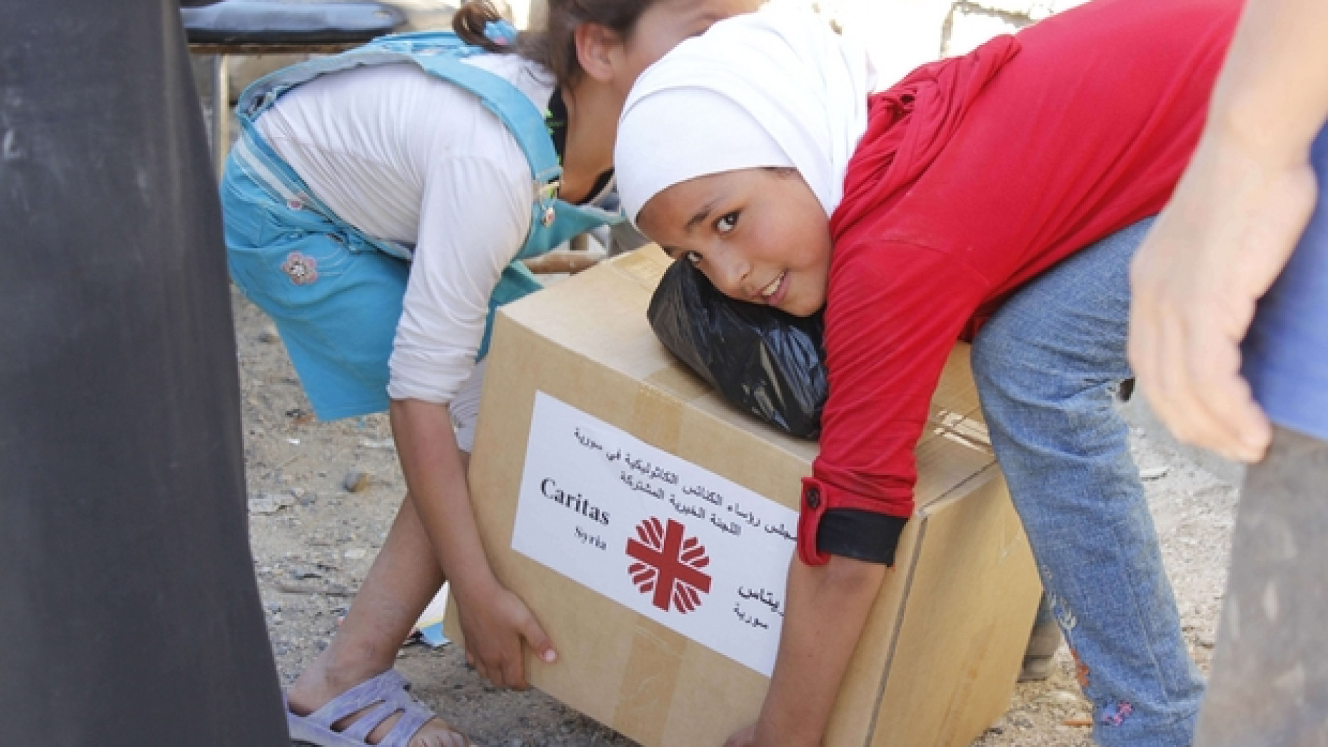 Immagine di Siria, i «fiori» della Caritas tra le macerie