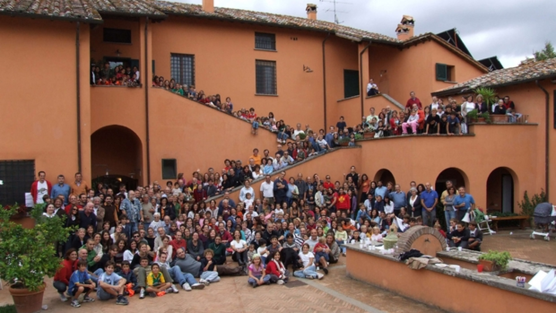 Immagine di Undici famiglie e il lievito che trasforma in comunità