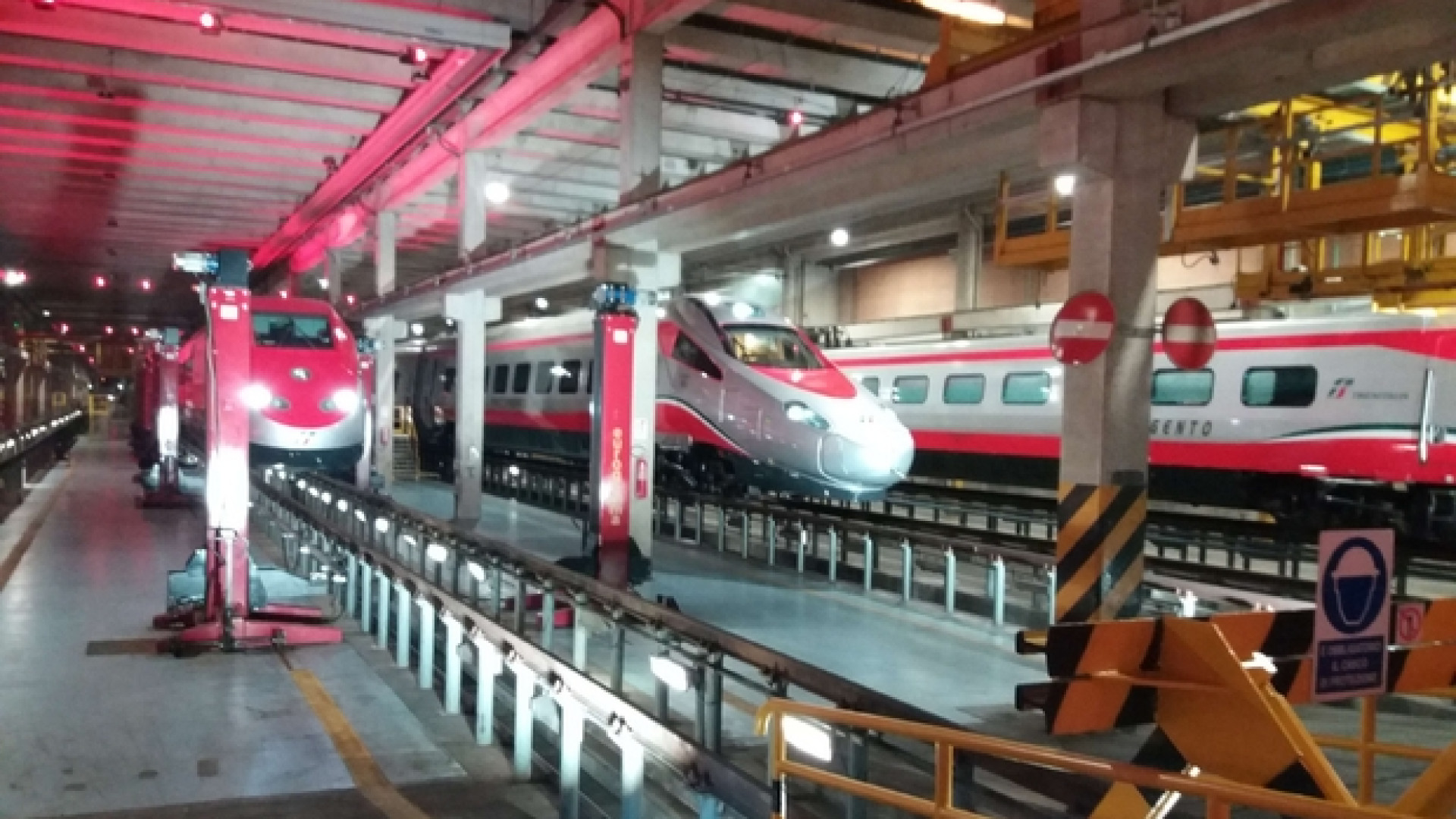Immagine di L'alta velocità compie dieci anni