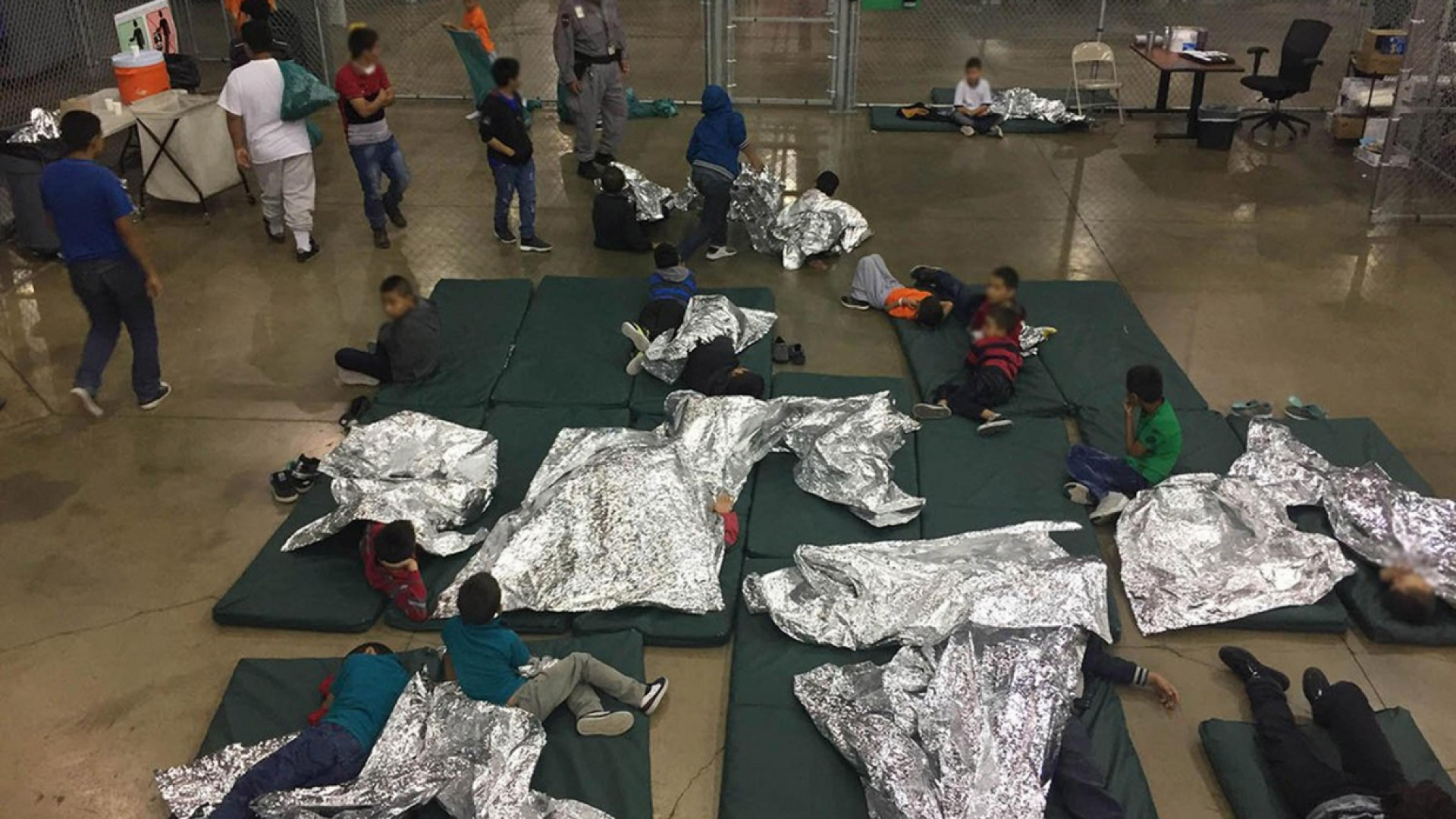 Immagine di Carcere «lungo» per i bimbi, Trump studia le possibilità