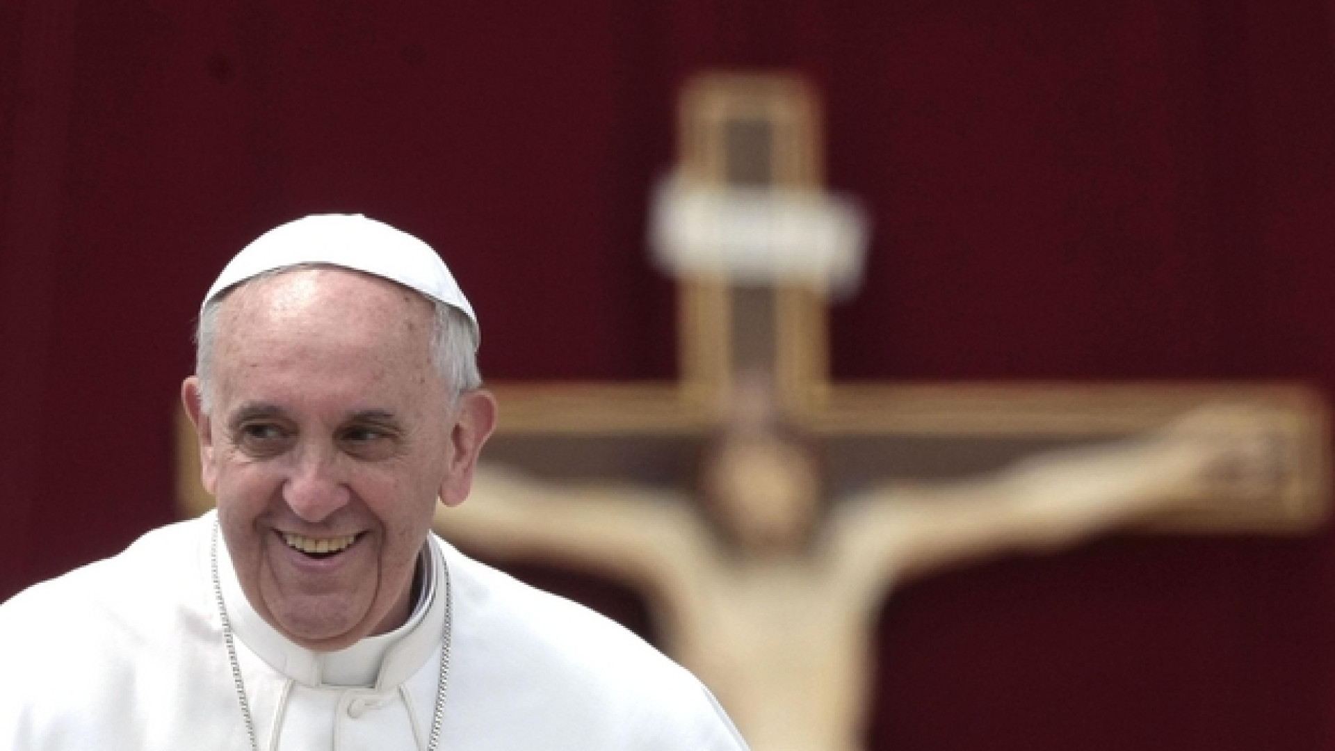 Immagine di Bergoglio, 50 anni di servizio. Papa, ma prima di tutto prete