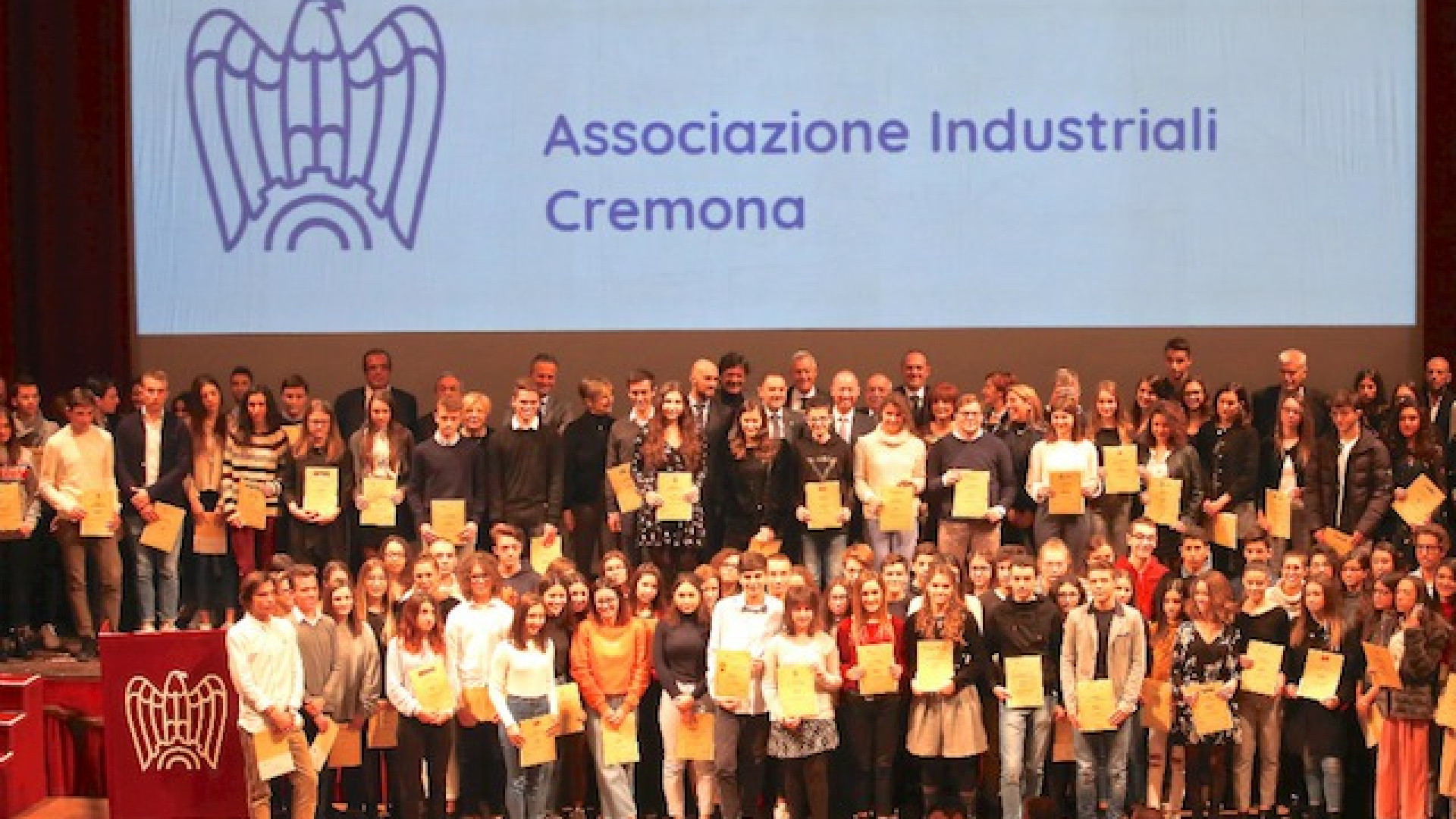 Immagine di Al Ponchielli la cerimonia di consegna delle Borse di Studio agli studenti più meritevoli