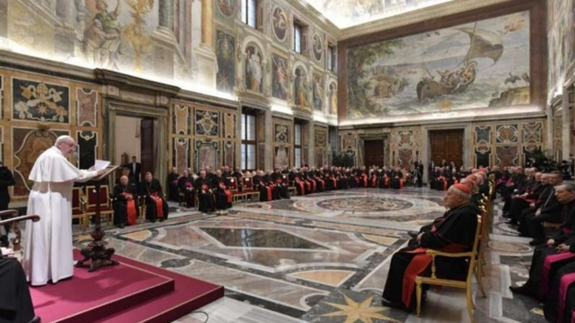 Immagine di Il Papa: «Oggi l'Occidente non è più cristiano»