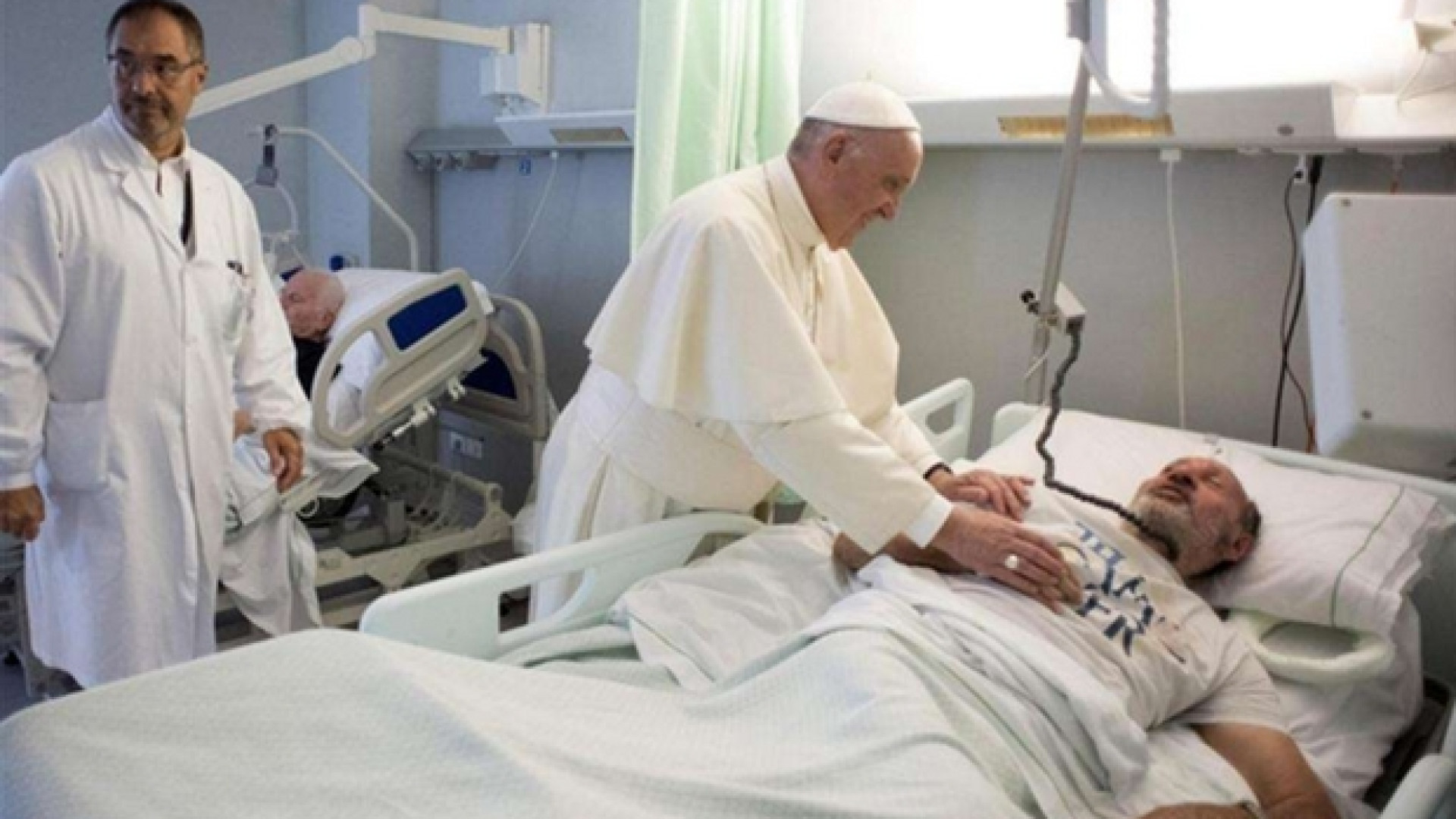 Immagine di Il Papa: la vita è sacra, inviolabile e indisponibile