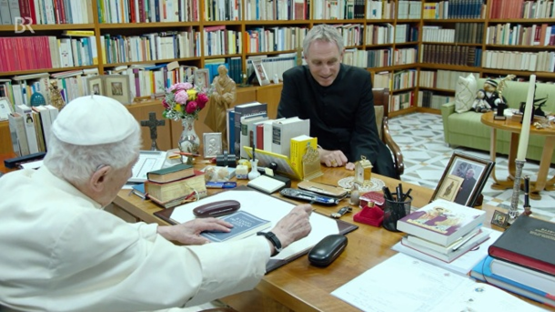Immagine di Documentario su Benedetto XVI, Gaenswein: «Mai pentito della rinuncia»