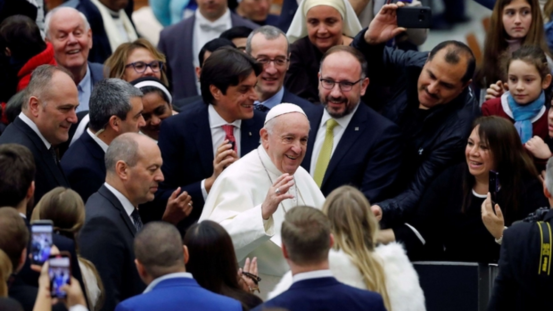 Immagine di Il Papa: accogliamo con amore fraterno. No al gelo dell'indifferenza