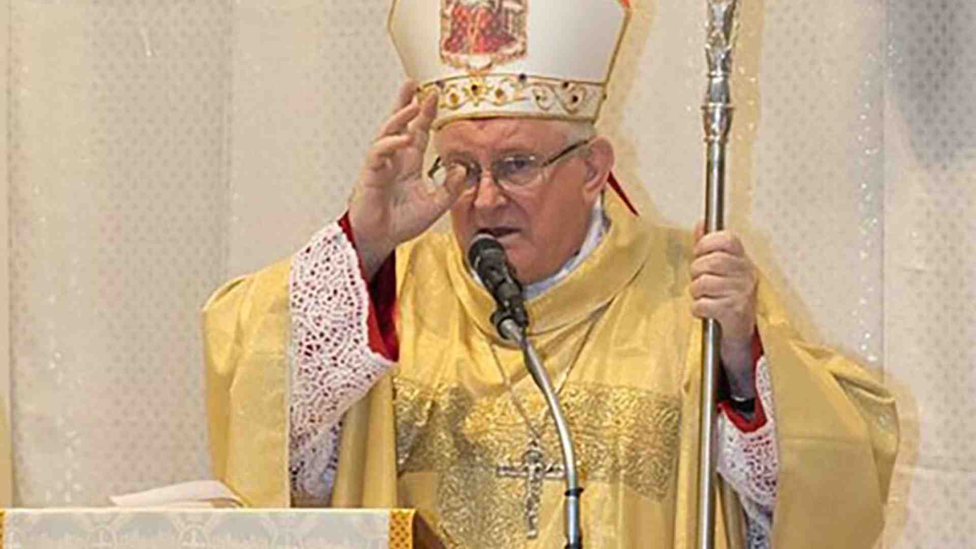 Immagine di Mons. Giuseppe Zenti vescovo da 16 anni