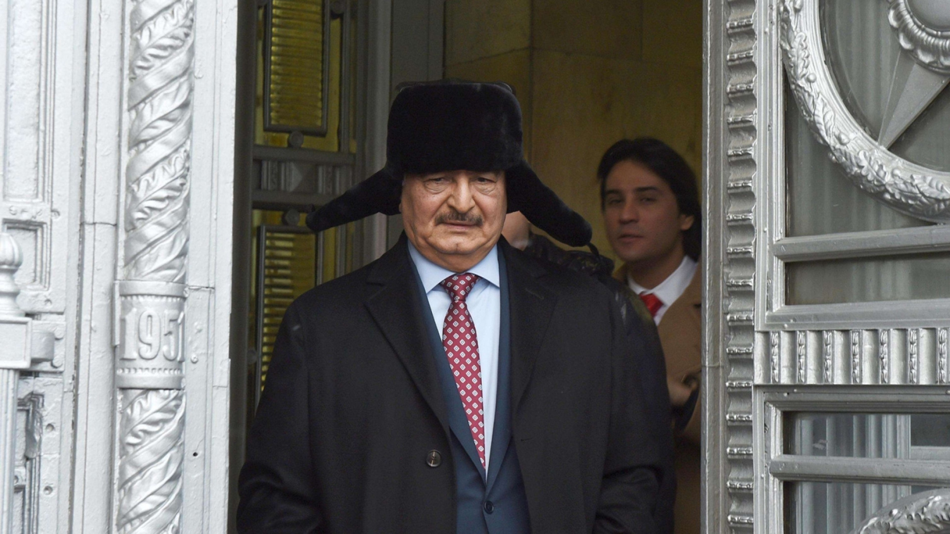Immagine di Il generale Haftar lascia il tavolo dei negoziati per la tregua in Libia