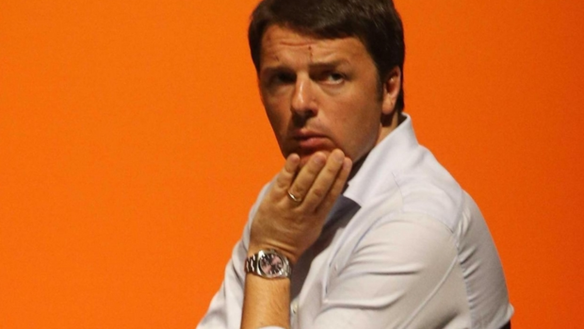 Immagine di Renzi: «Stop a politica estera fatta per le foto. No all'utero in affitto»