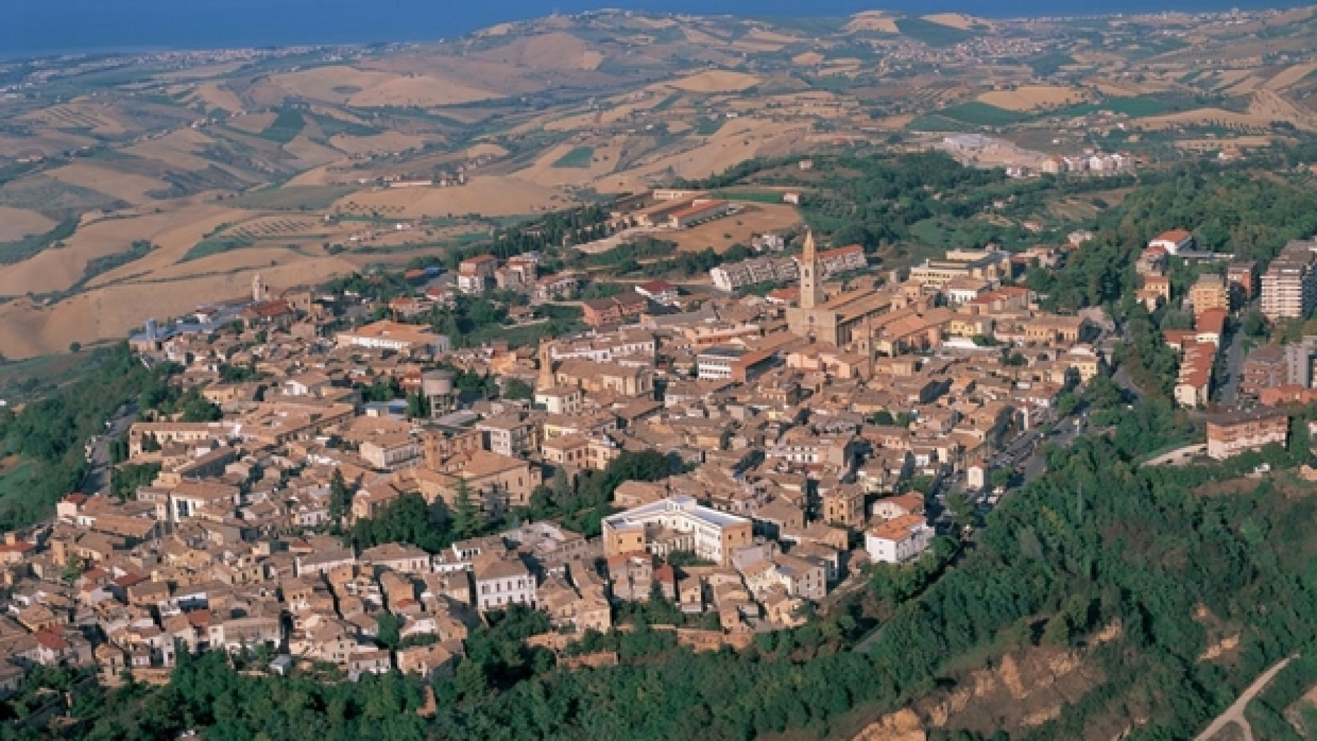 Immagine di Comunità per trasformare società, rancore e ingiustizia