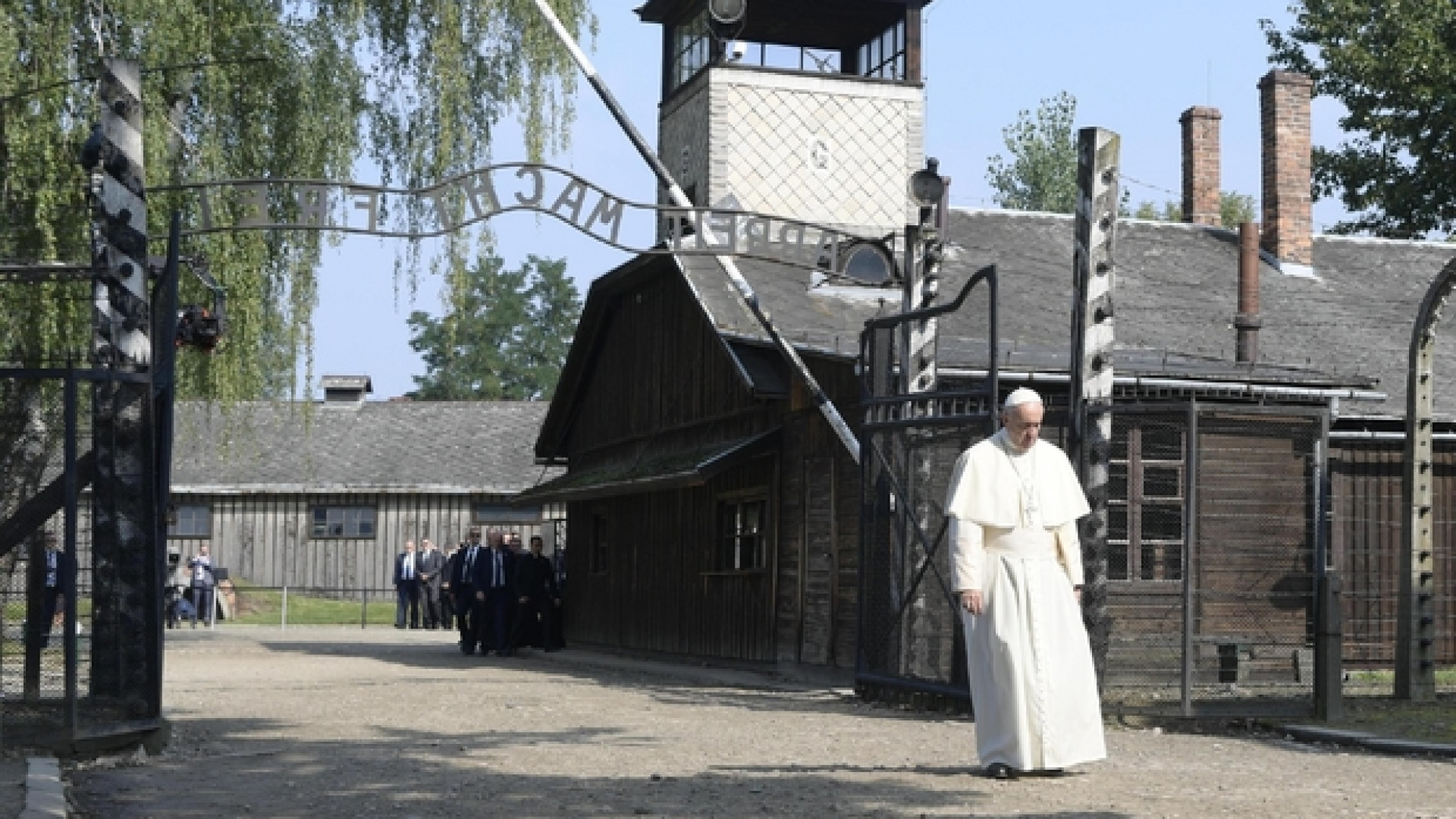 Immagine di Il Papa per la Giornata della Memoria: ciascuno dica mai più