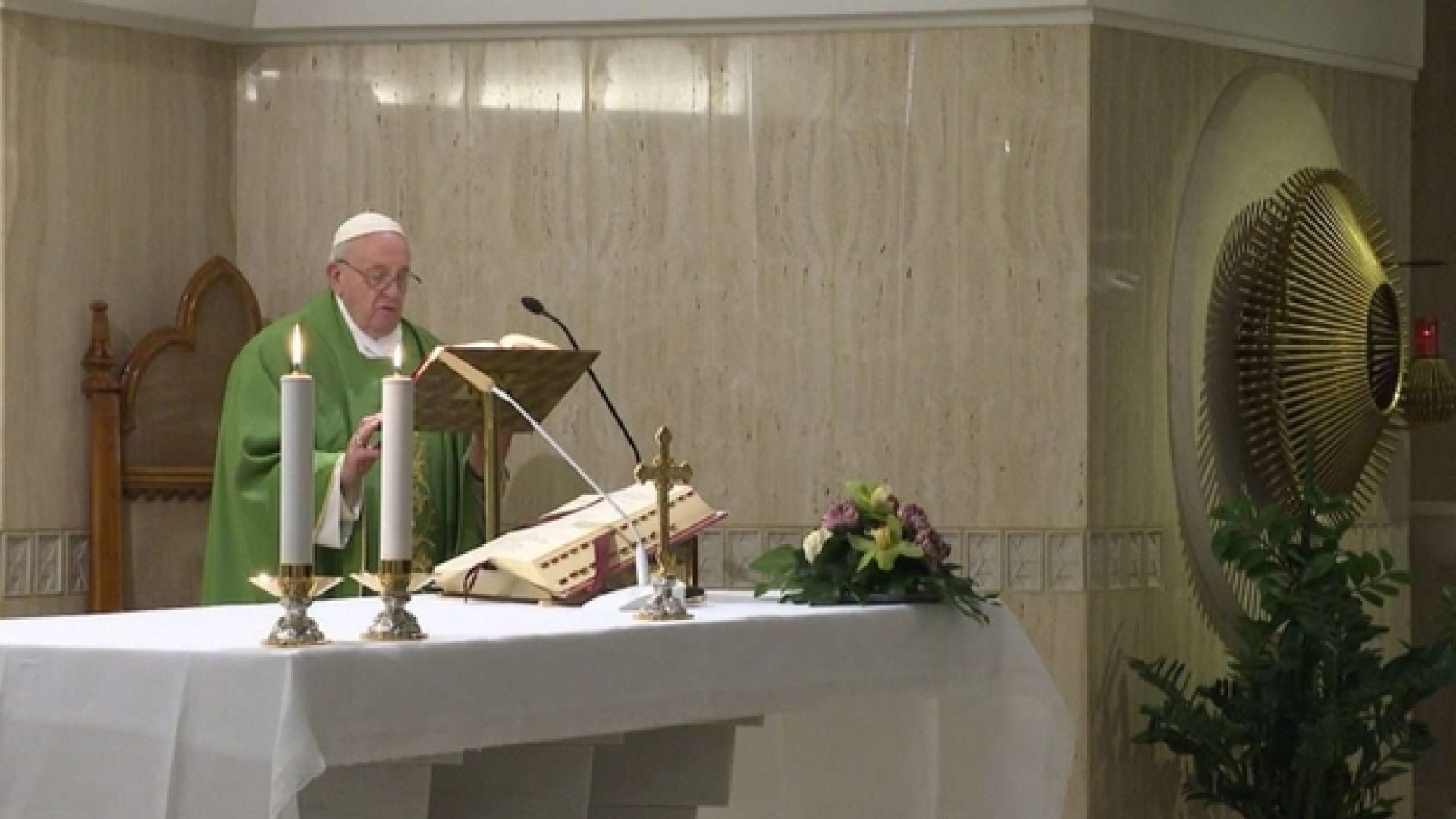 Immagine di Il Papa: Dio piange per noi quando ci allontaniamo da Lui