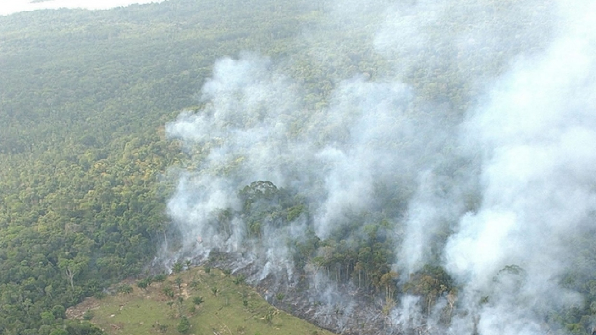 Immagine di Bolsonaro non si ferma più: miniere nelle terre dei nativi