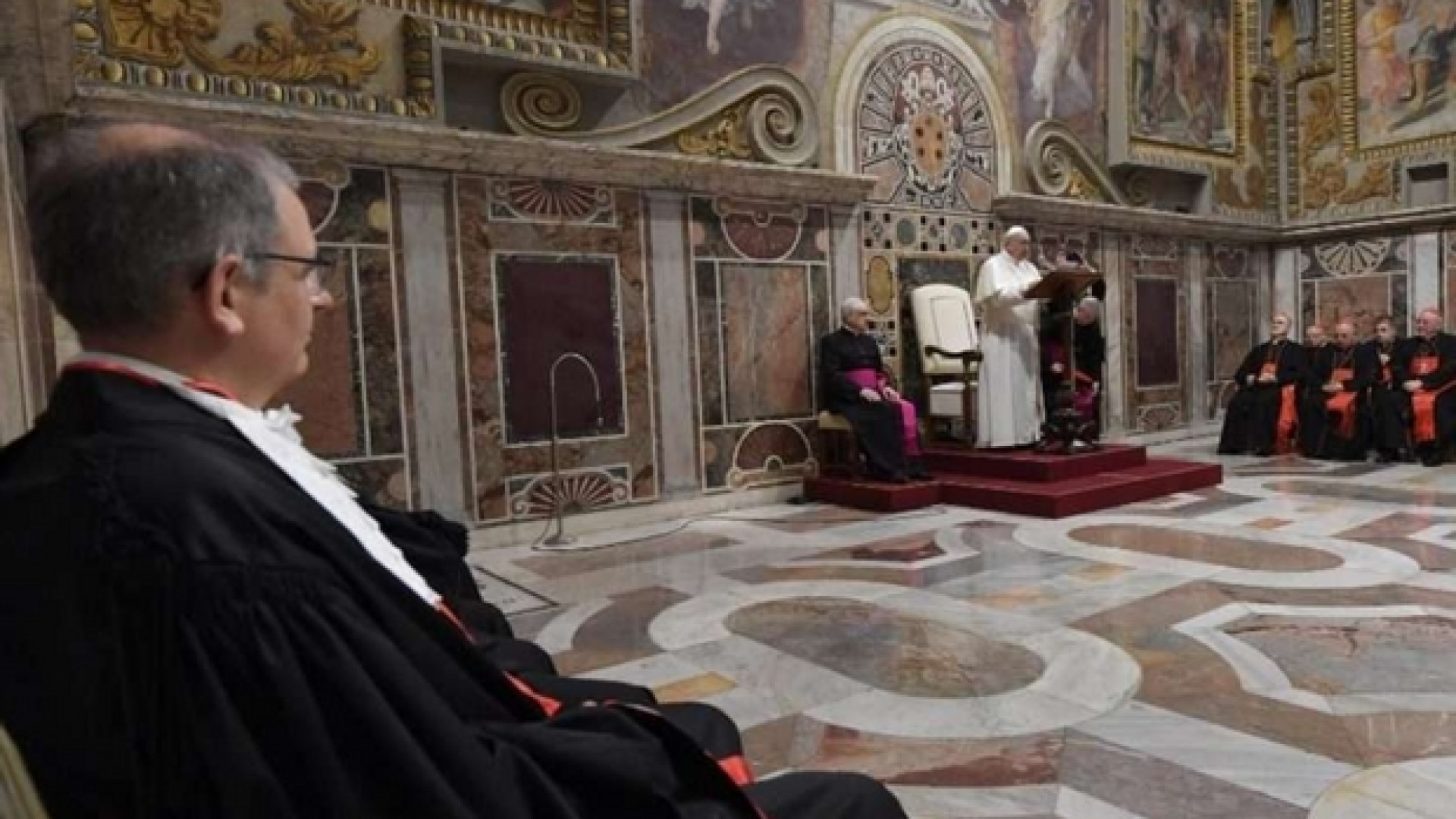 Immagine di Il Papa: perseguire la via della giustizia