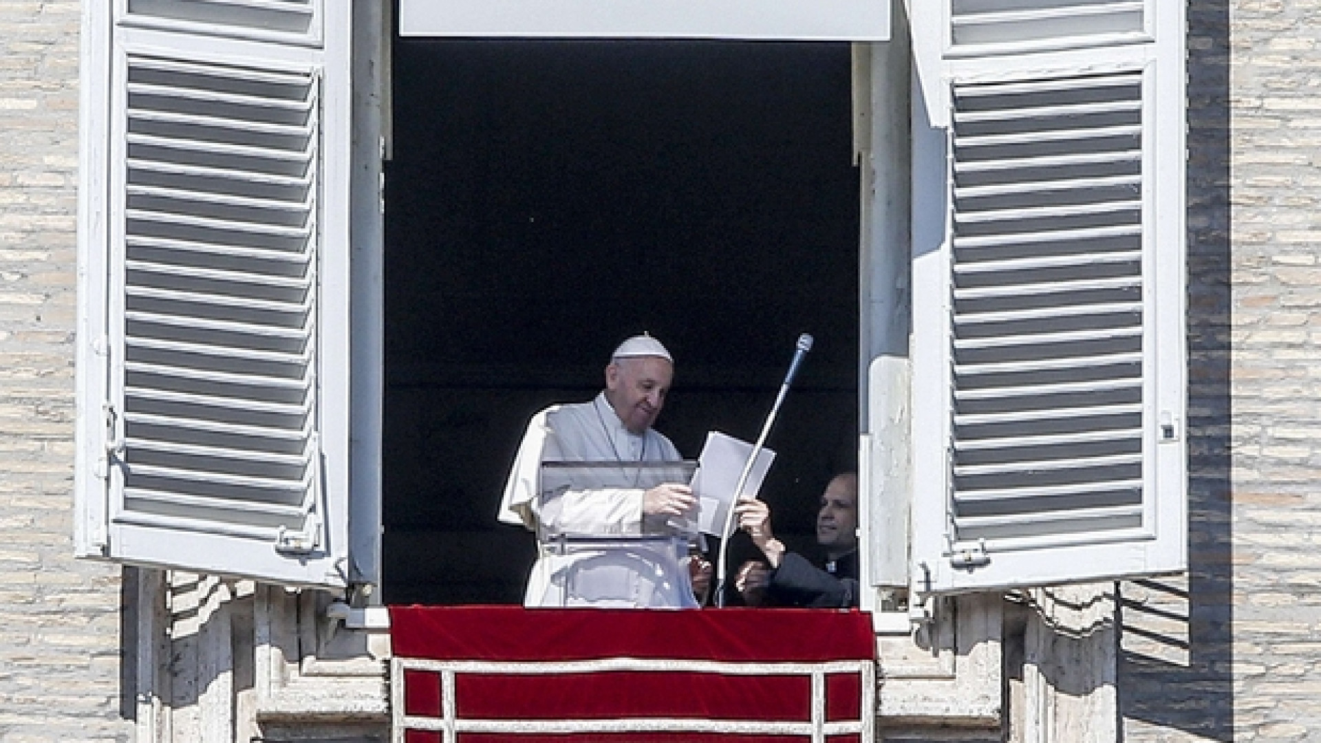 Immagine di Il Papa: chi fa la guerra non sa dominare le proprie passioni