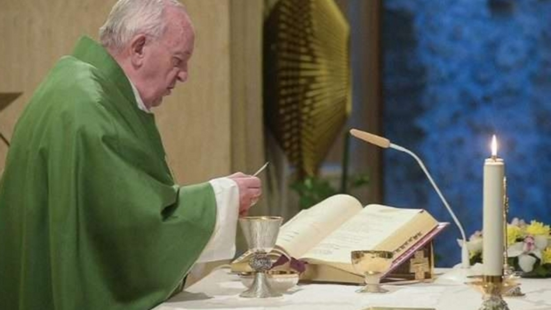 Immagine di Il Papa: Dio ci chiede un cuore aperto e pieno di compassione