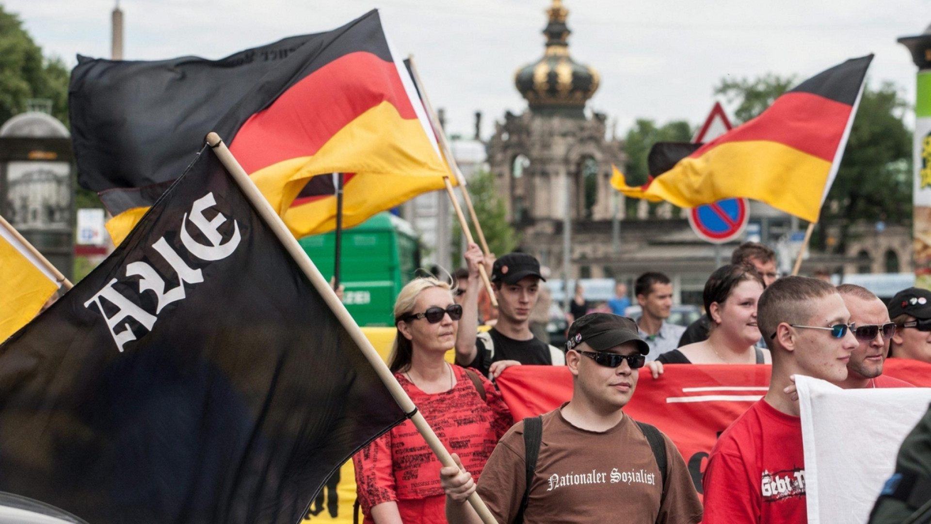 Immagine di Estrema destra, l'ombra nera della Germania
