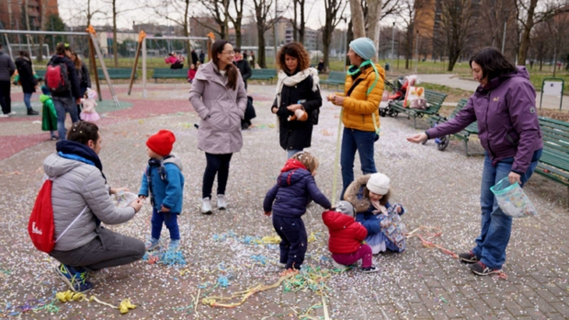 Immagine di Per le famiglie un buono da 600 euro e congedi aggiuntivi da 15 giorni