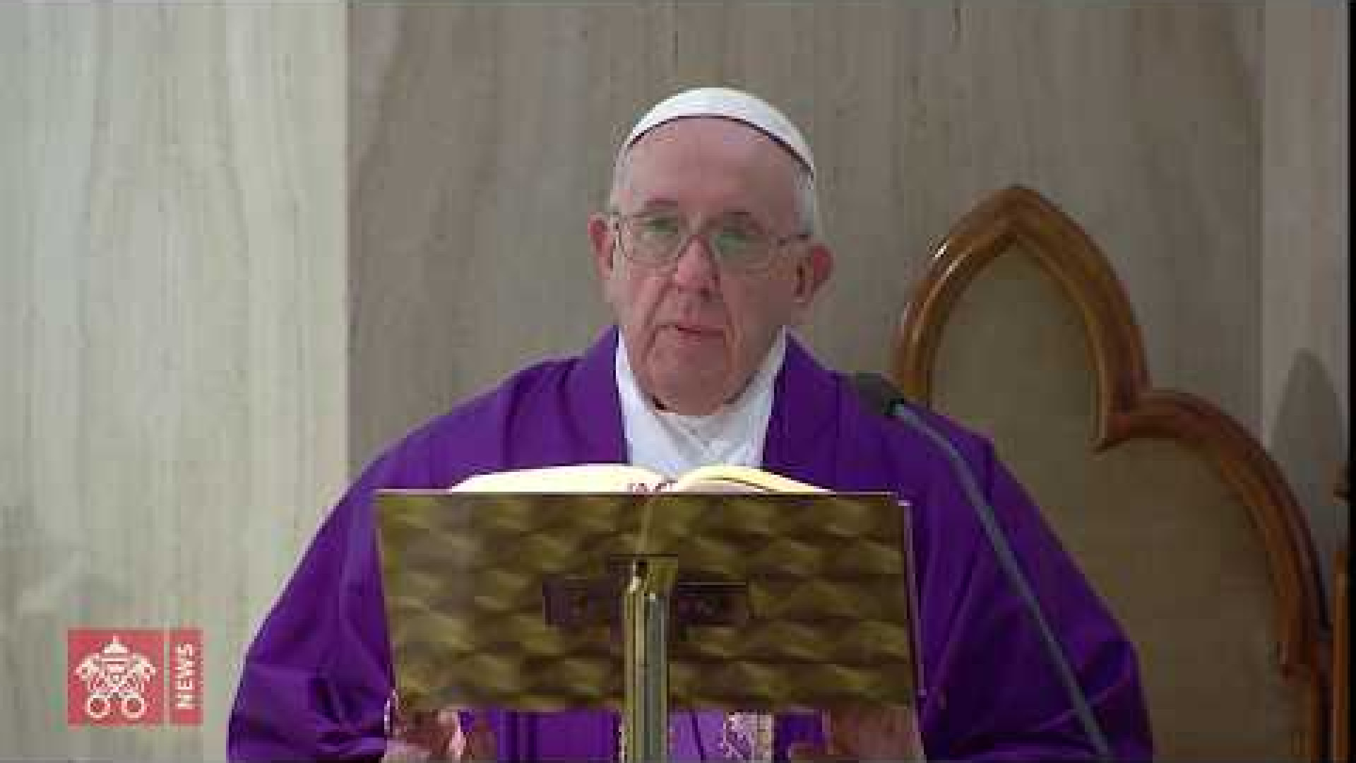 Immagine di Il Papa prega per la pace nelle famiglie in questo momento difficile