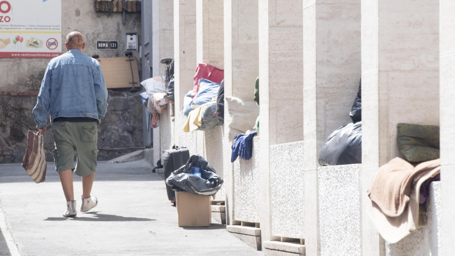 Immagine di Senza dimora, l'allarme della Caritas di Roma: "A rischio metà dei posti"