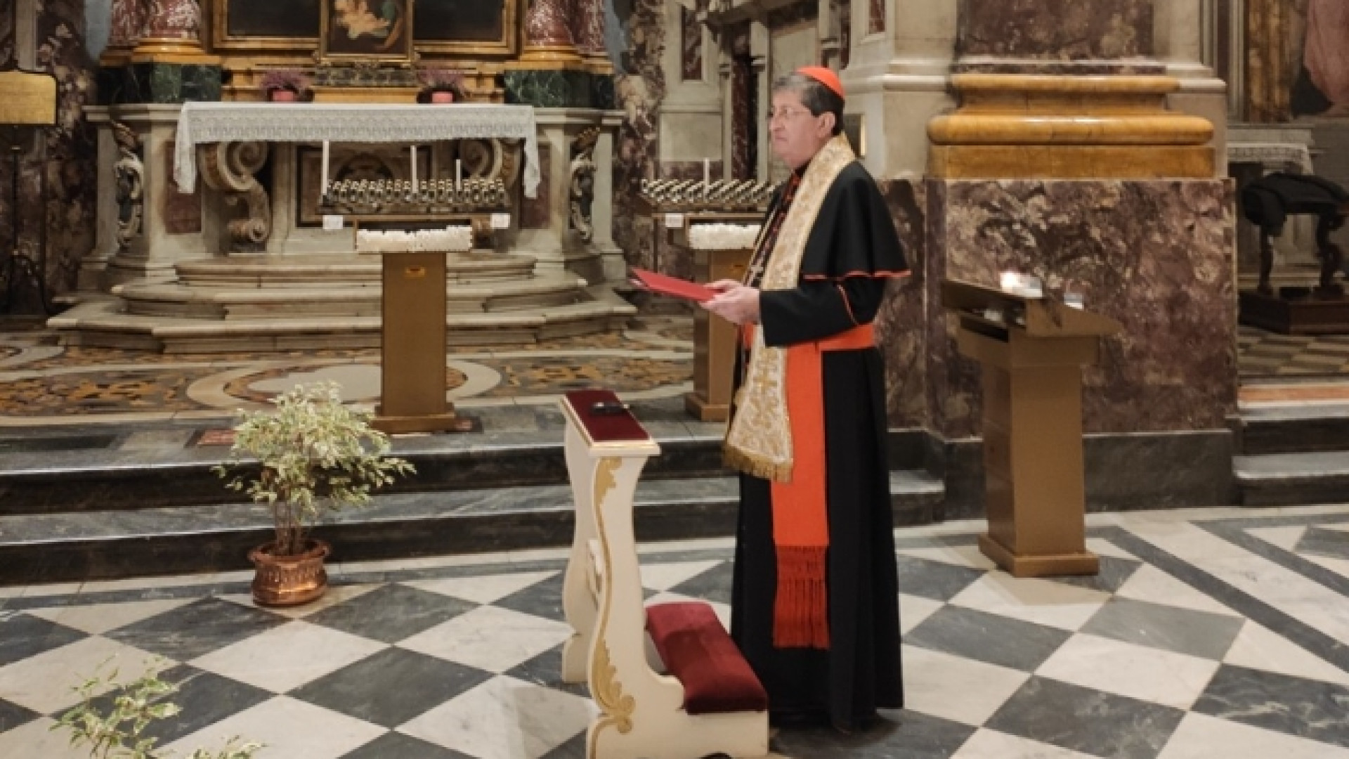 Immagine di Le preghiere dei vescovi per gli atti di affidamento a Maria e san Michele