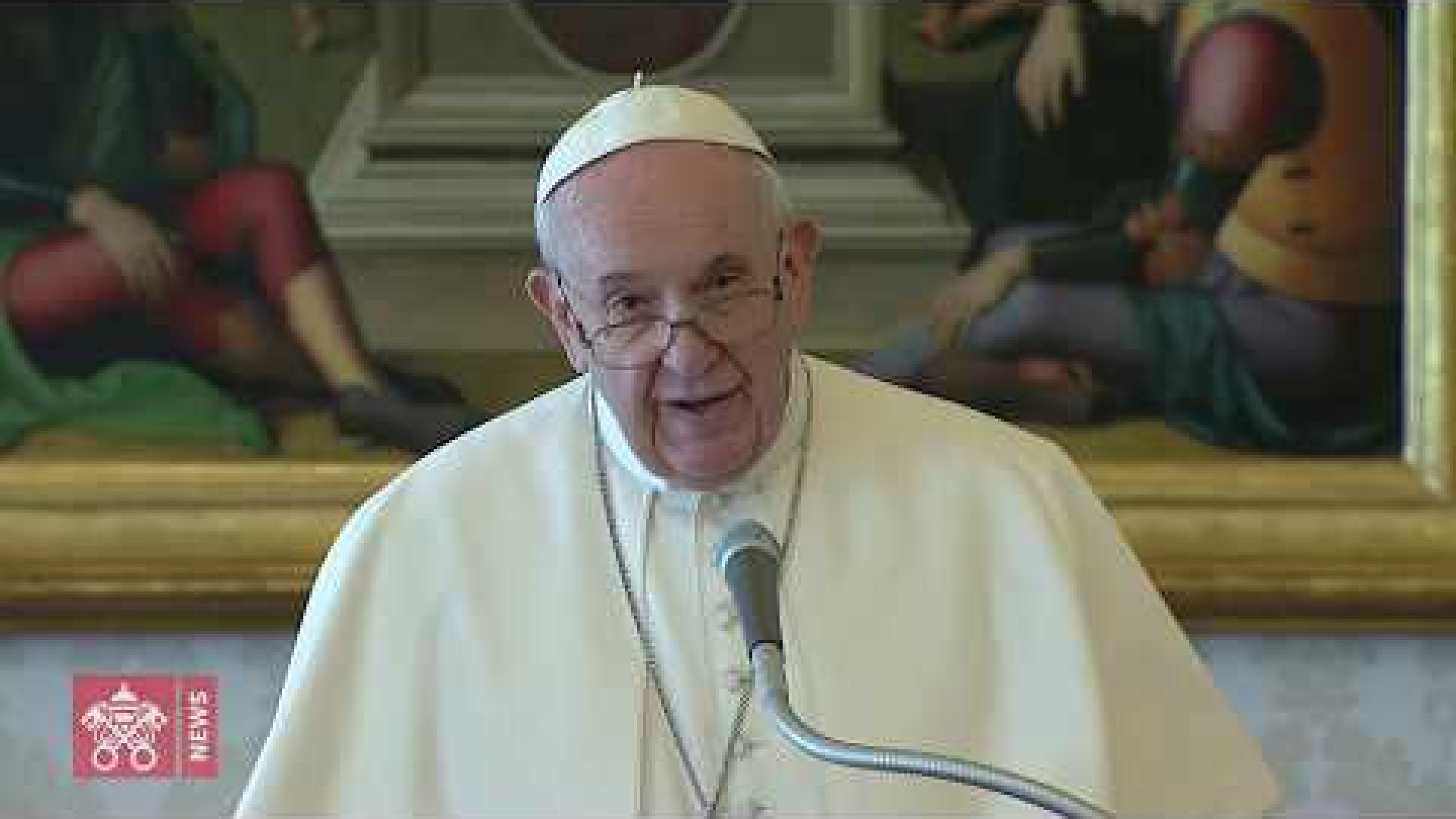 Immagine di Papa Francesco: «In tempi di pandemia non si deve fare il don Abbondio»