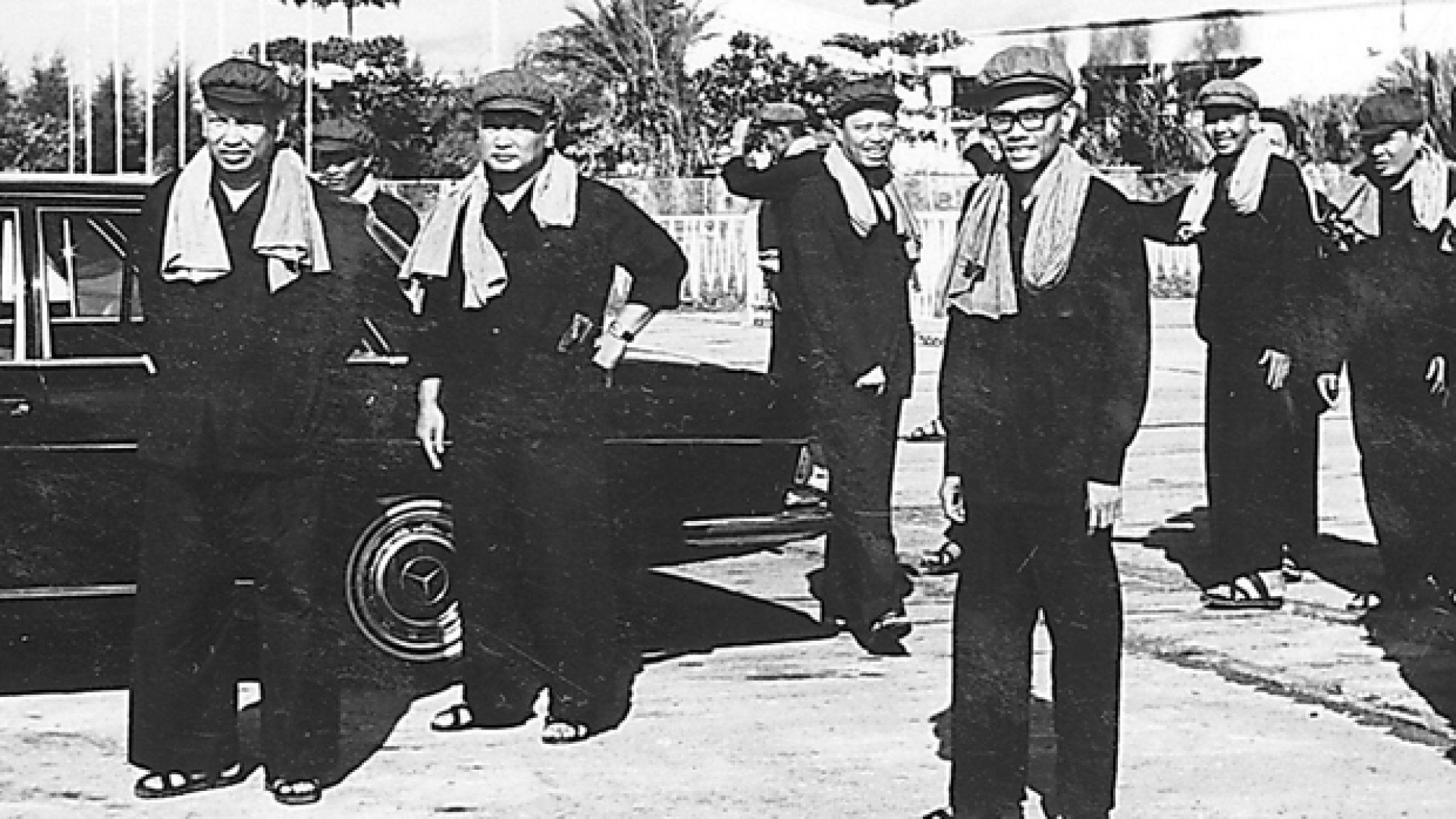 Immagine di 45 anni fa i khmer rossi a Phnom Penh: nella mente di Pol Pot