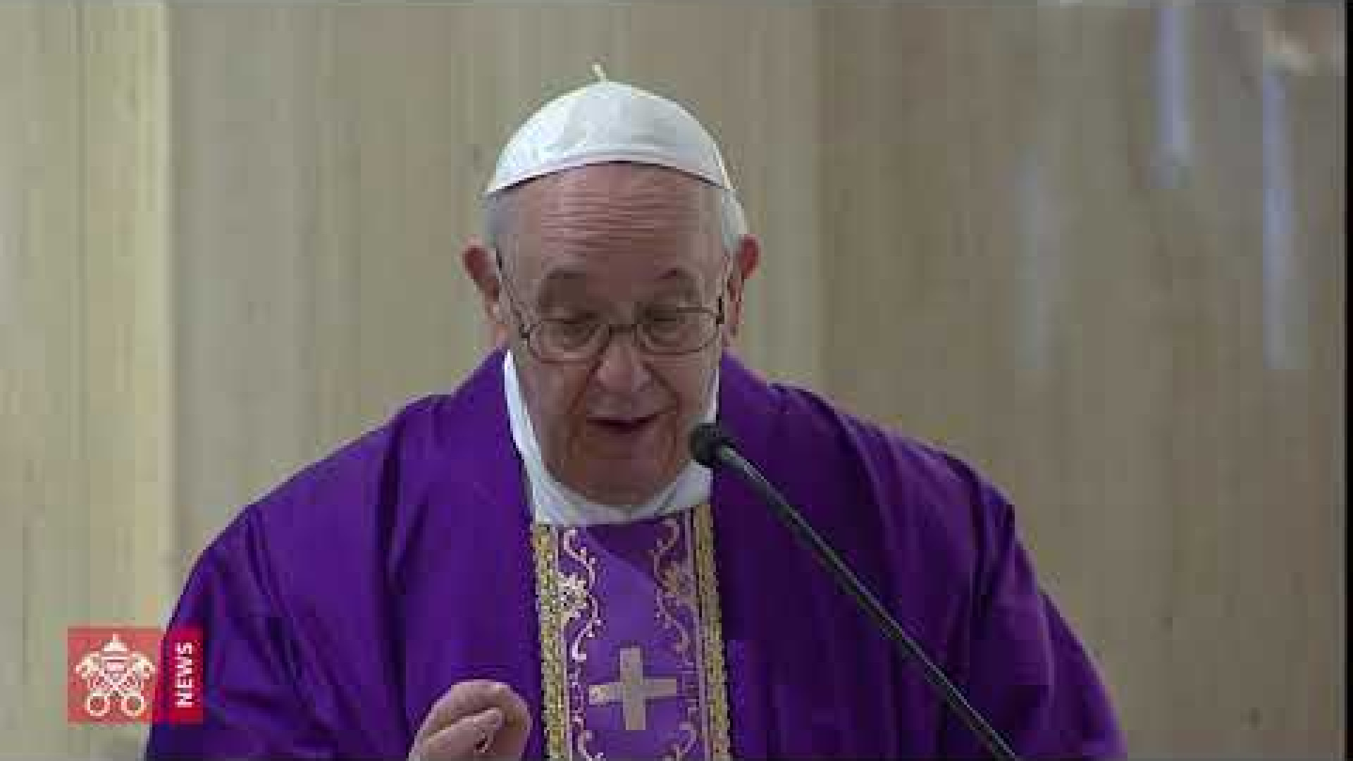 Immagine di Il Papa prega per le vittime del coronavirus e per i loro familiari