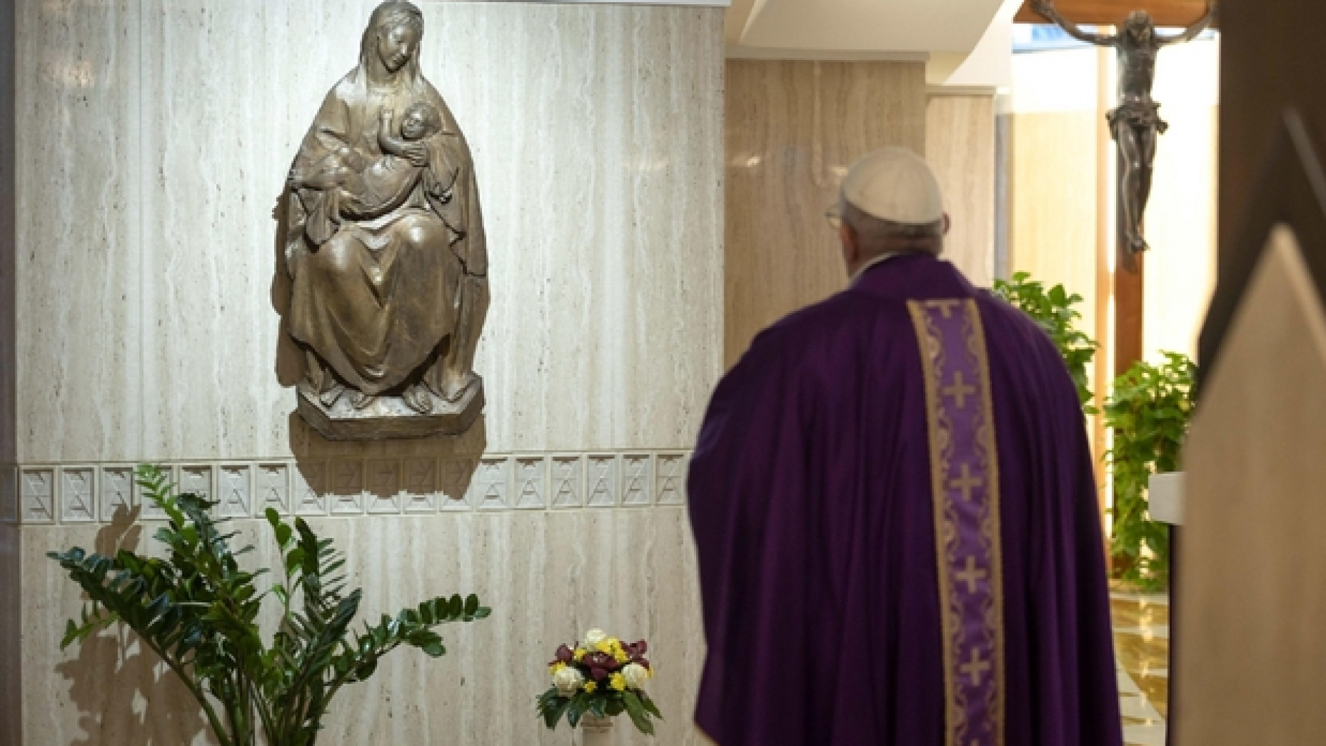 Immagine di Attività del Papa come da programma, controlli a Santa Marta