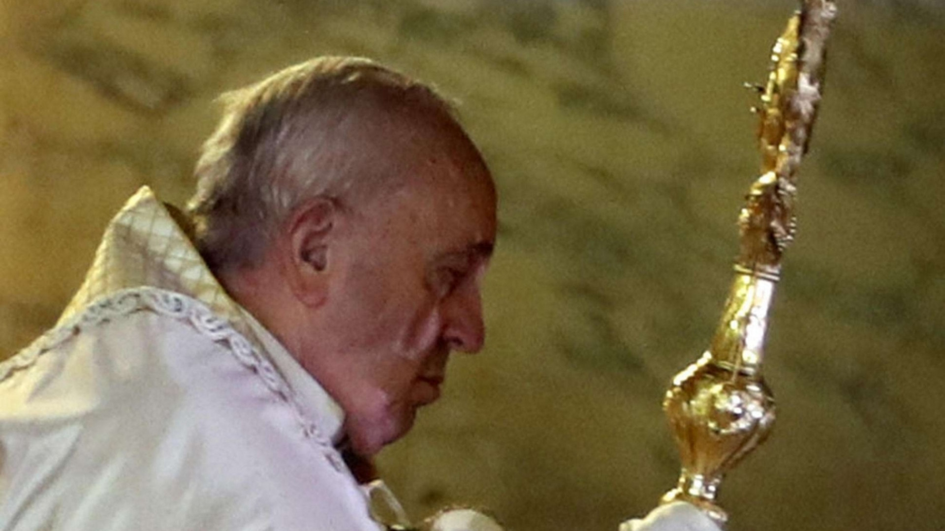 Immagine di La supplica del Papa: non lasciarci in balìa della tempesta