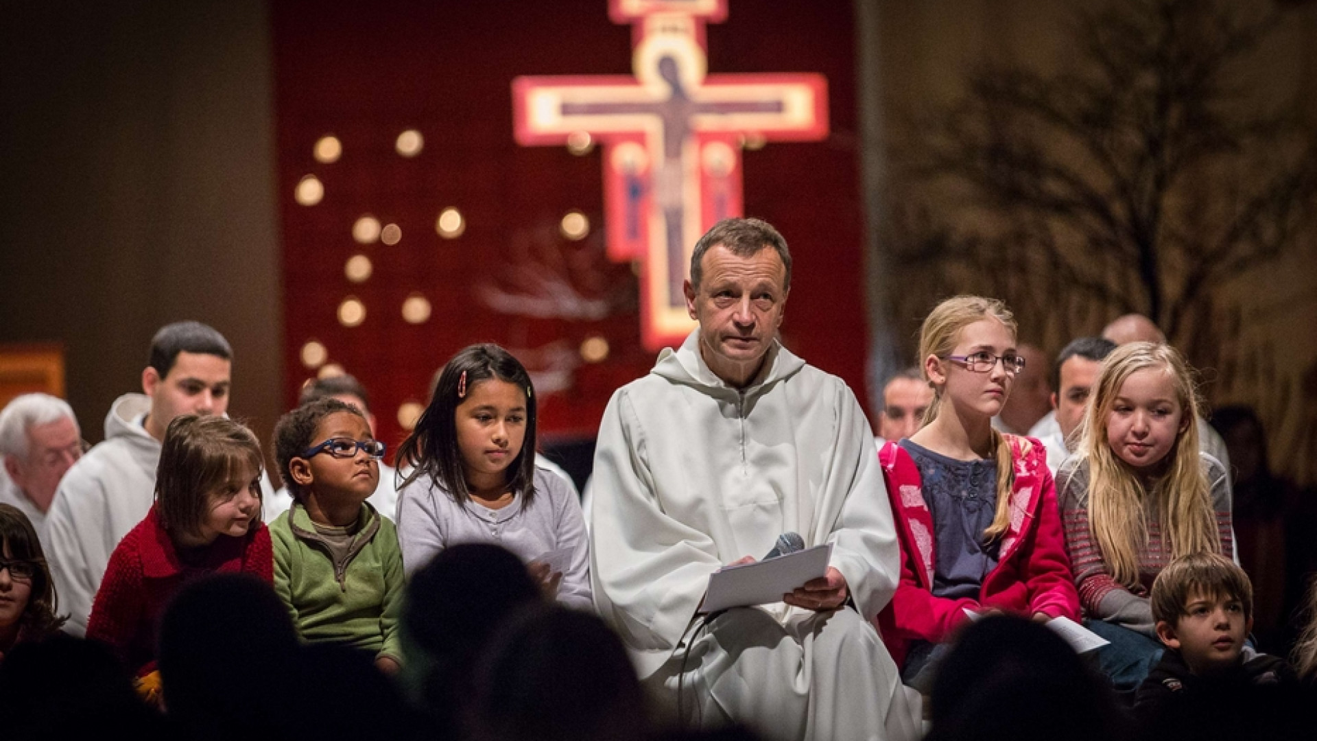 Immagine di Una strana Pasqua senza i giovani di Taizé. Frère Alois: l'Italia nel cuore