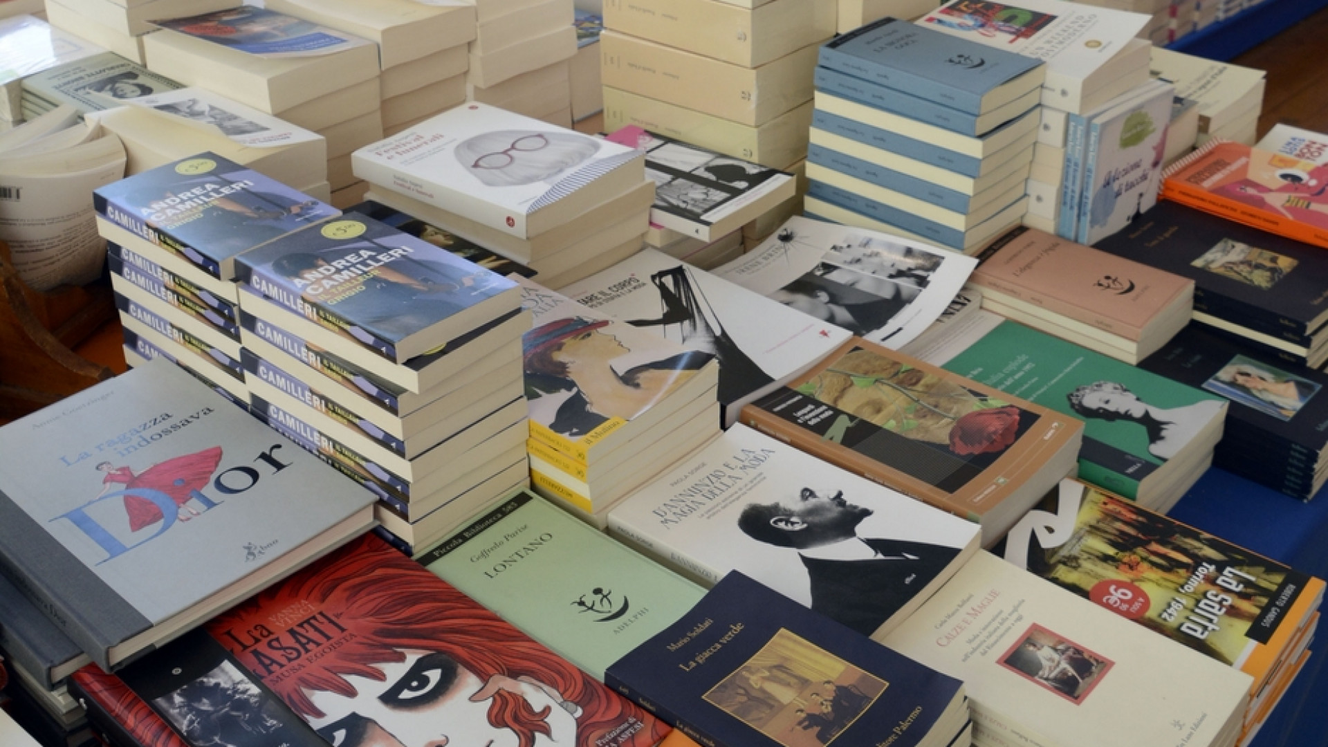 Immagine di Il virus uccide i libri: vendite calate del 75%
