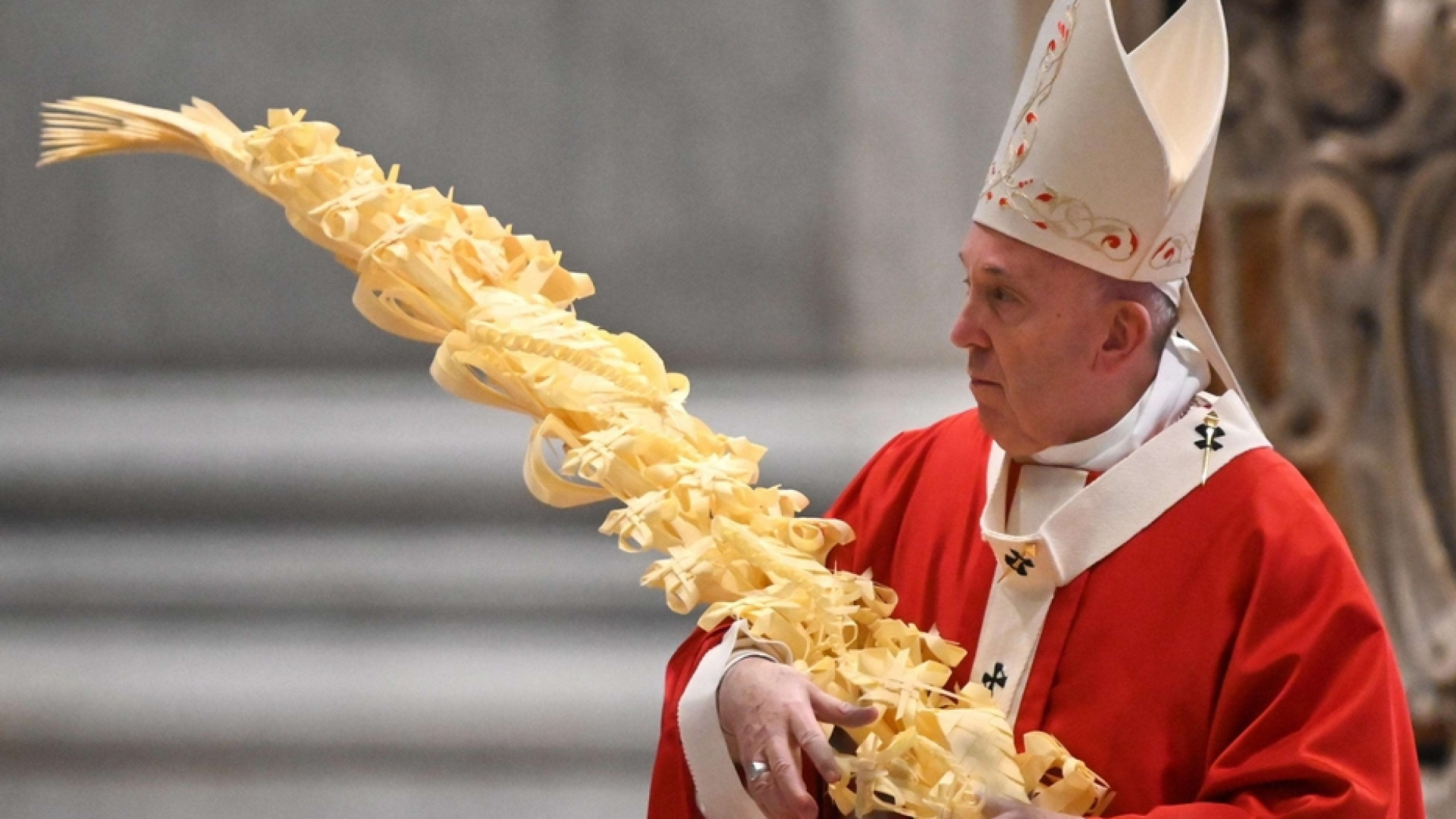 Immagine di Papa: non siamo soli nella pandemia, Cristo ci dà forza