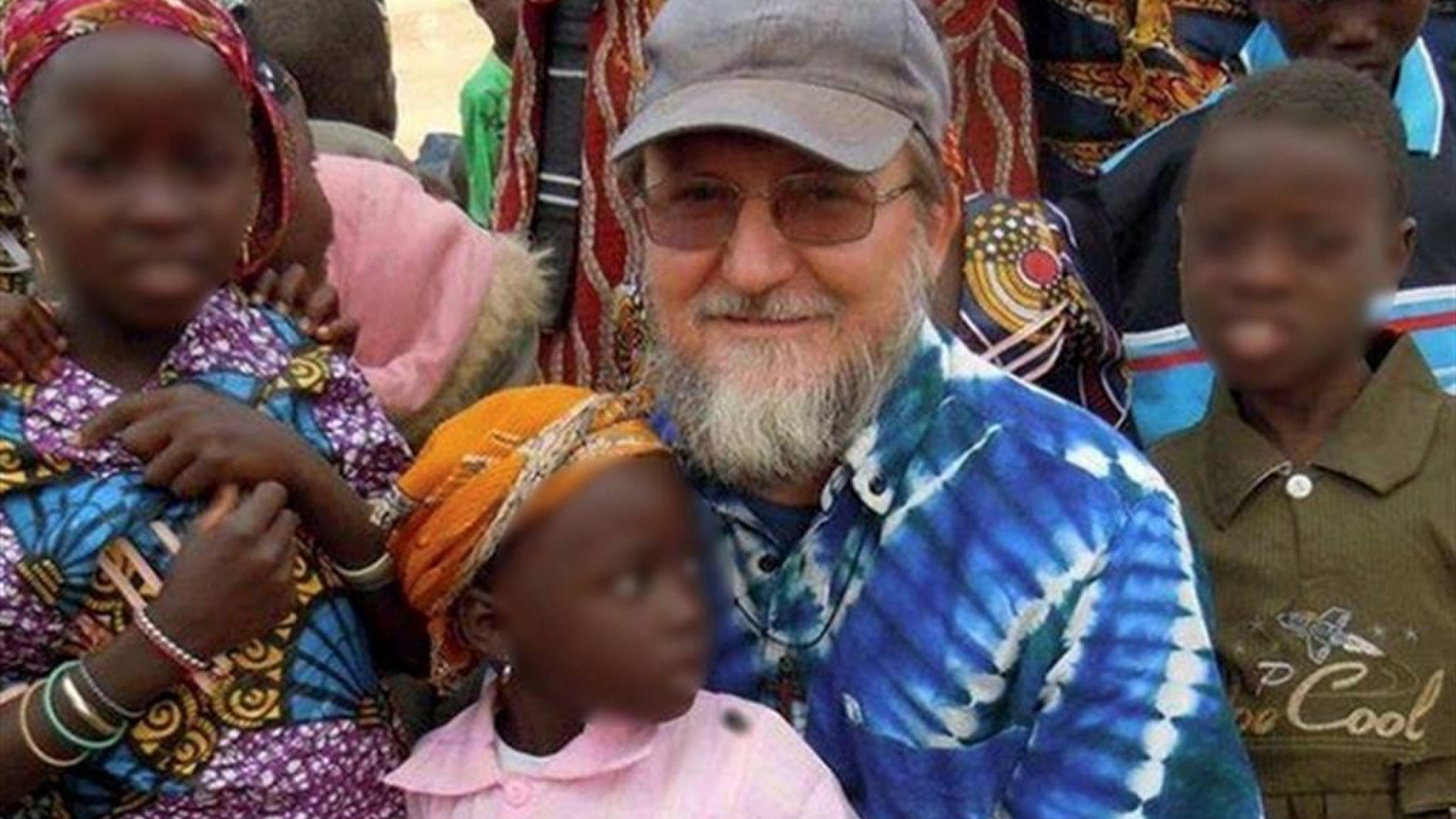 Immagine di Padre Maccalli: cosa sappiamo finora del suo rapimento in Niger