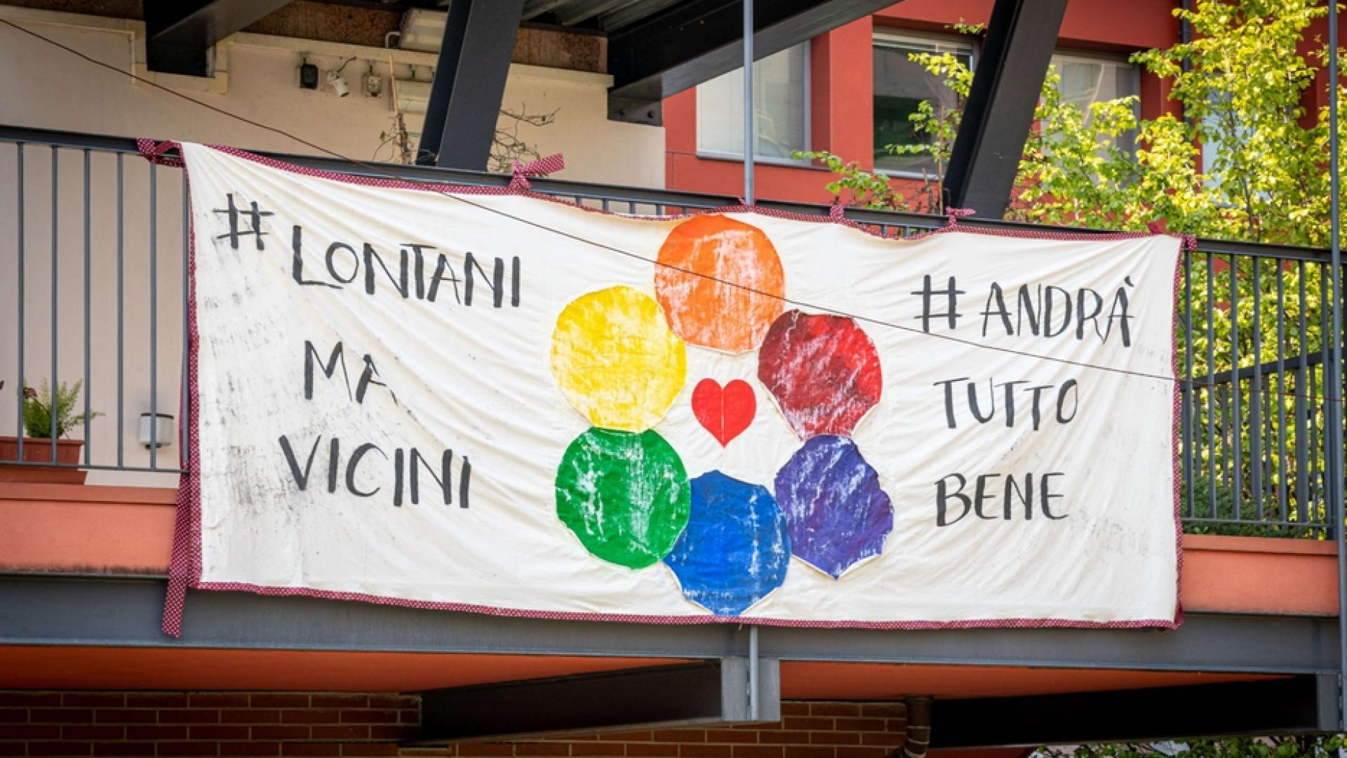 Immagine di Sulle Rsa errori e accuse. «Anziani abbandonati»