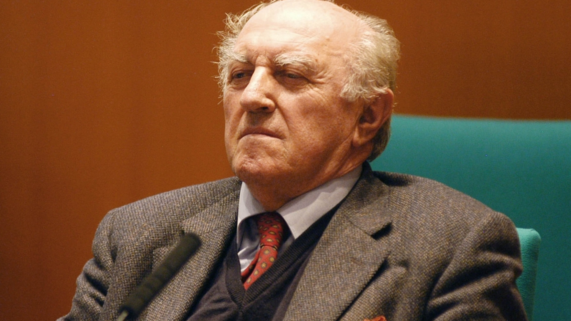 Immagine di Ferrarotti: «Il futuro non è della tecnica, il Covid-19 lo dimostra»