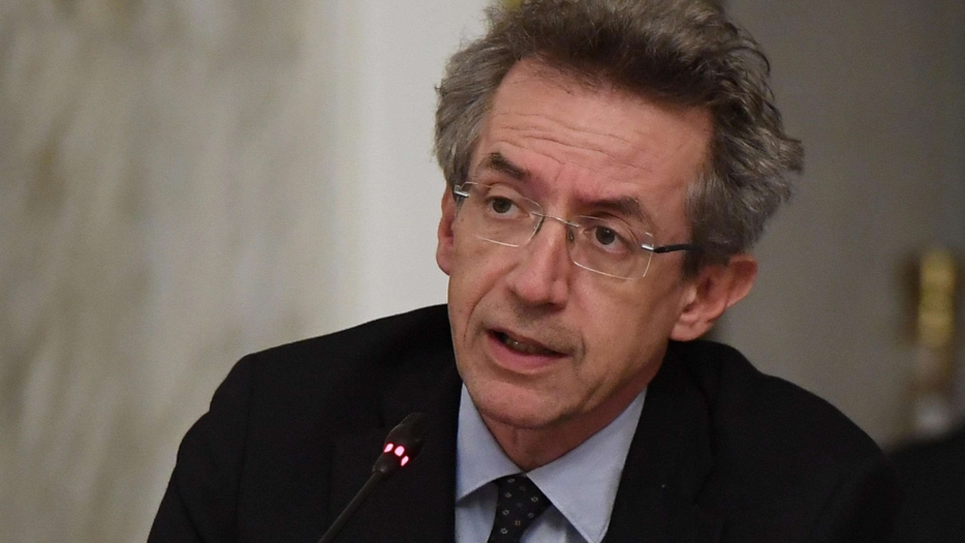 Immagine di Il ministro Manfredi: università regge, nessun giovane perderà tempo