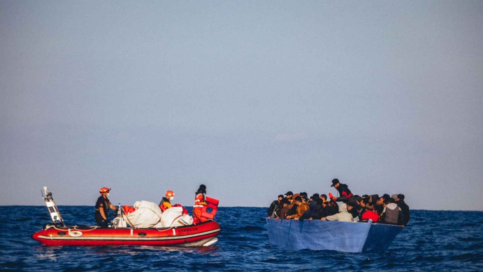Immagine di "L'Italia non è più porto sicuro per l'approdo di migranti"