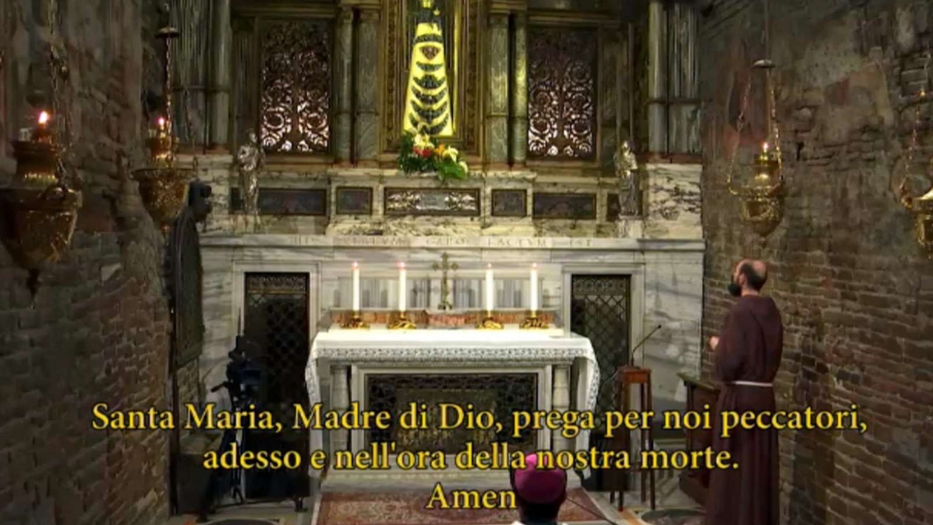 Immagine di Con il Rosario a Loreto trova casa l'Italia intera
