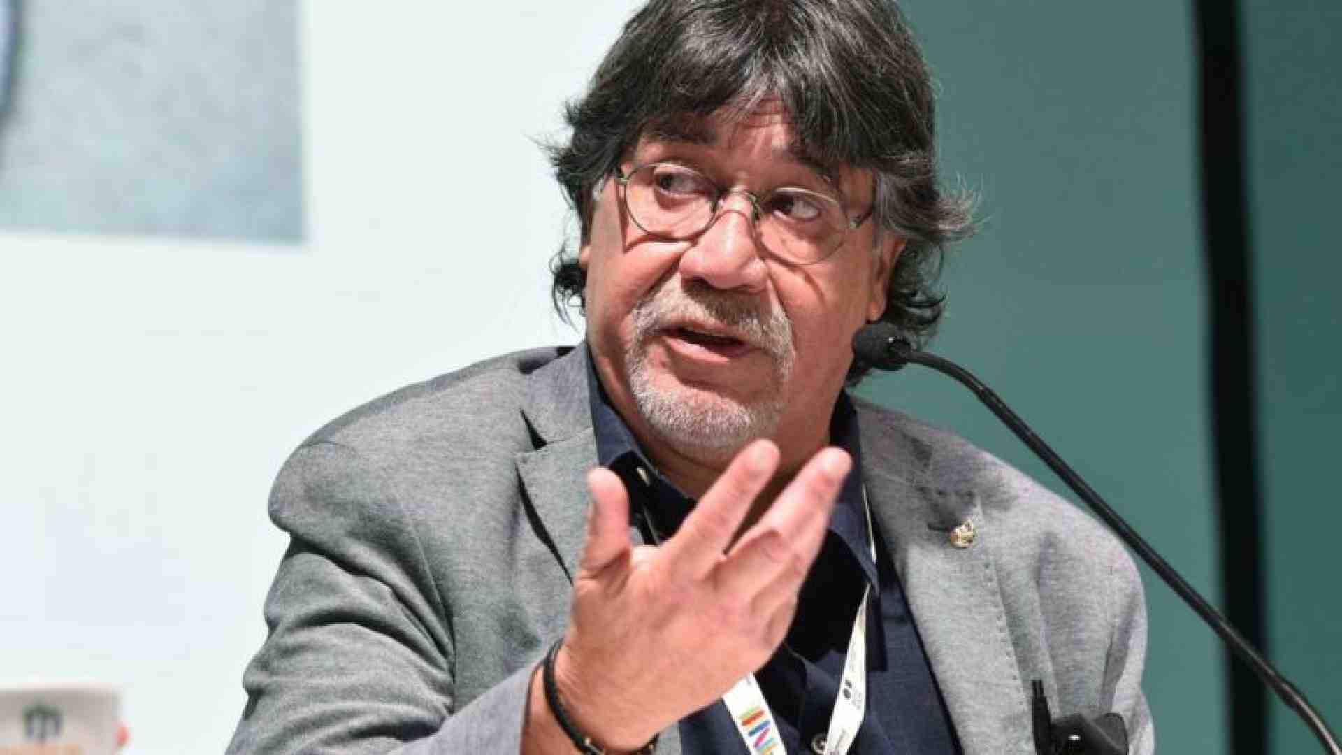 Immagine di Addio Luis Sepulveda, ci ha raccontato che il Creato è uno solo