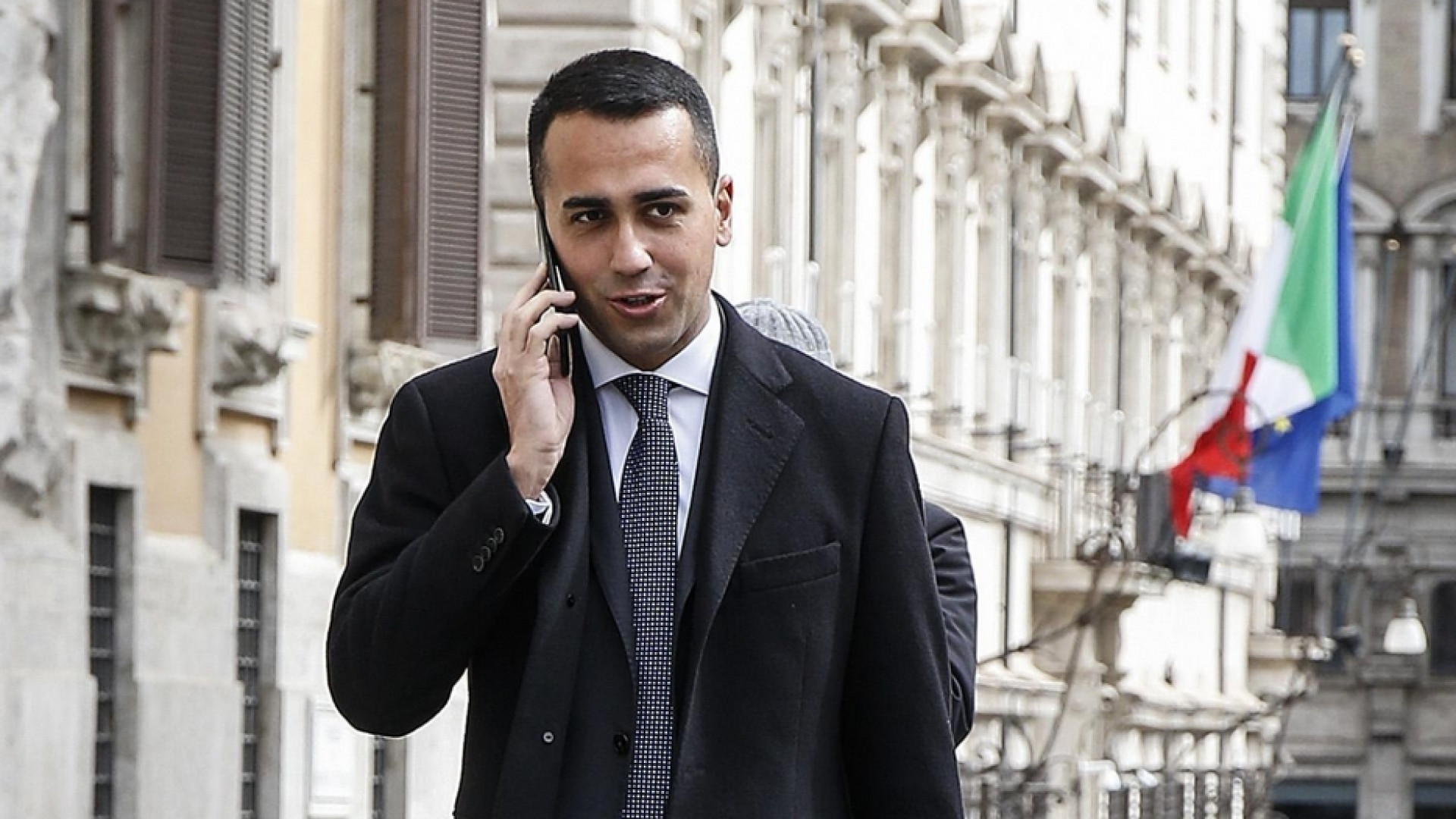 Immagine di Di Maio: "Basta liti sul Mes. Ora tutti con Conte"