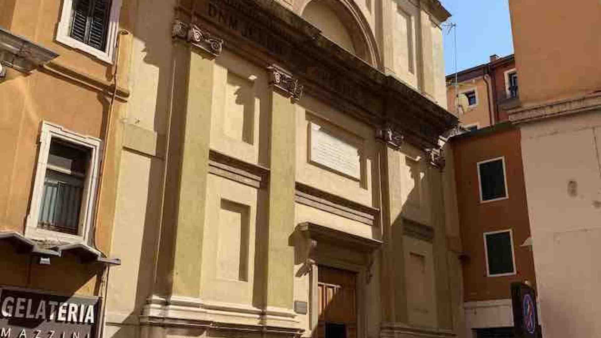 Immagine di La Cei sul decreto "Fase 2": «I vescovi italiani non possono accettare di vedere compromesso l’esercizio della libertà di culto»