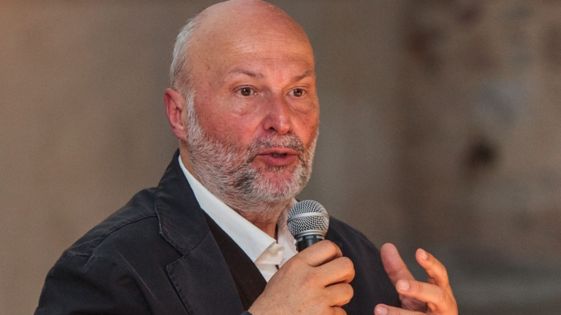 Immagine di Il filosofo Ceruti: «Siamo più fragili, serve più umanità»