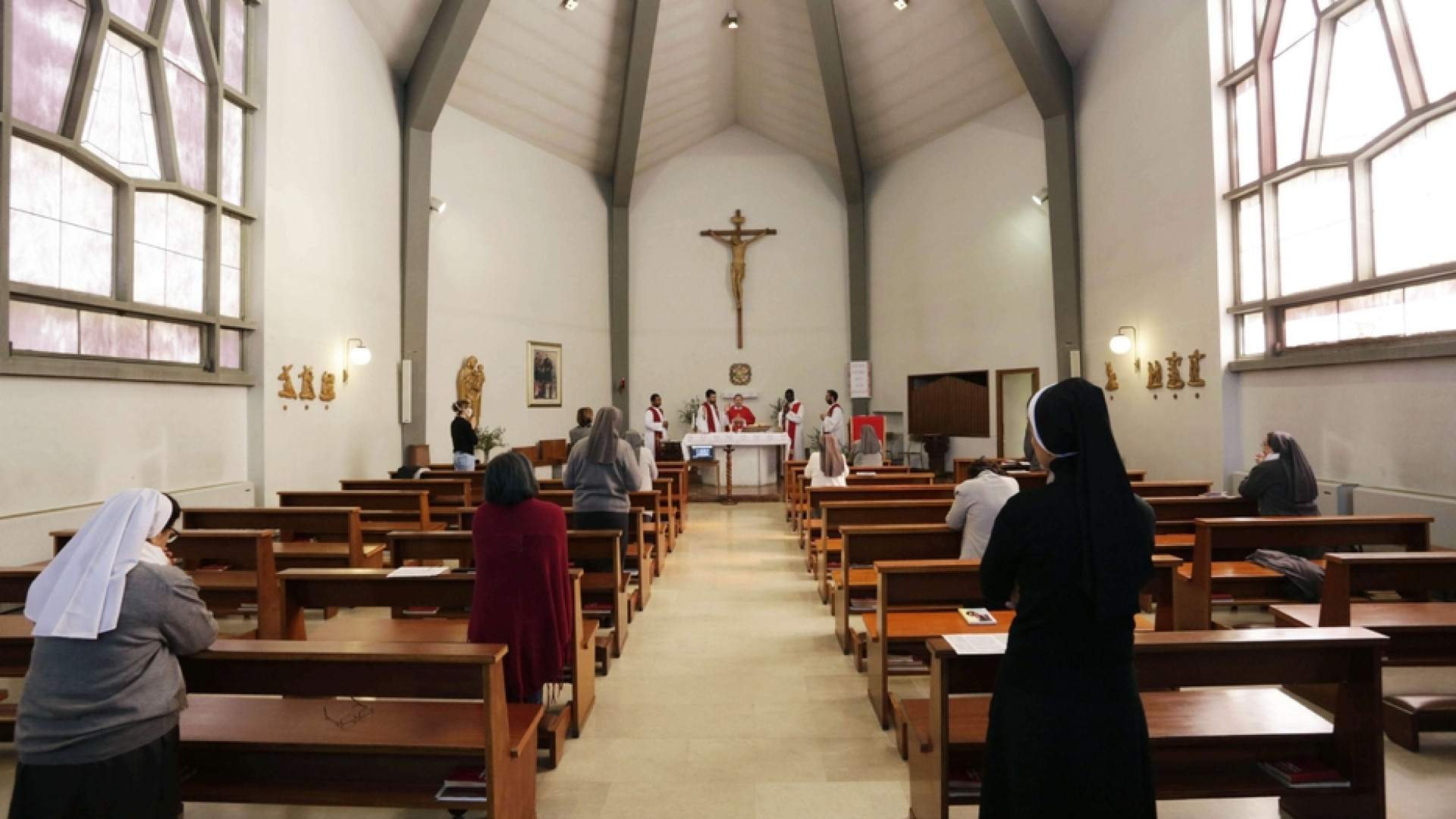 Immagine di Messe, sì già da maggio: dall'11 all'aperto e dal 25 nelle chiese